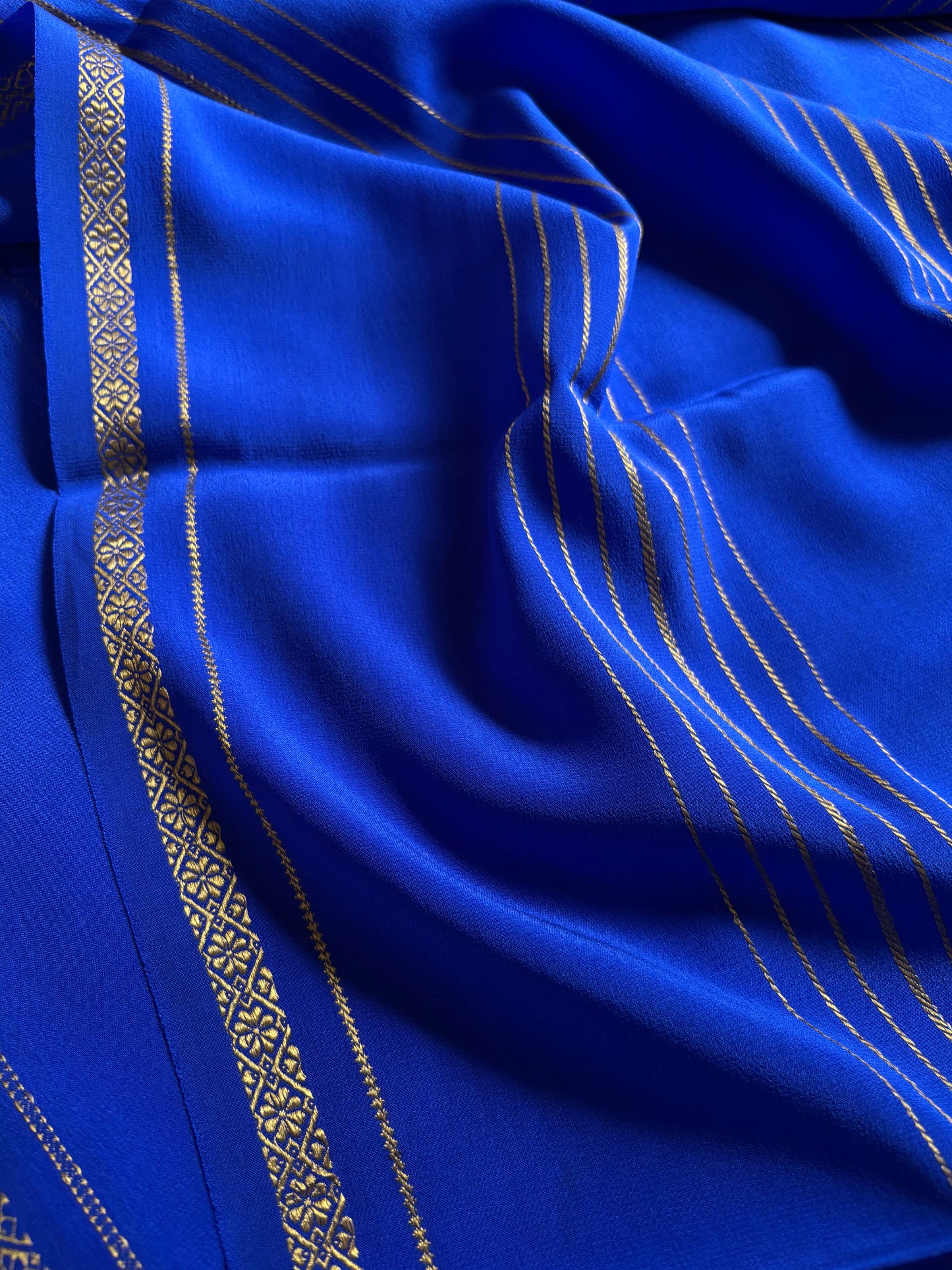 Aparanji : Solid Royal blue