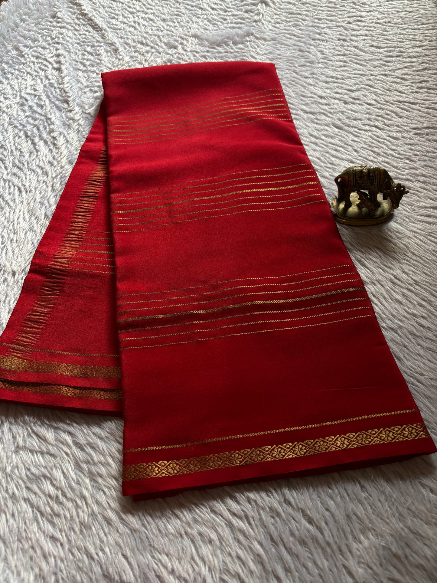 Aparanji : Solid Red
