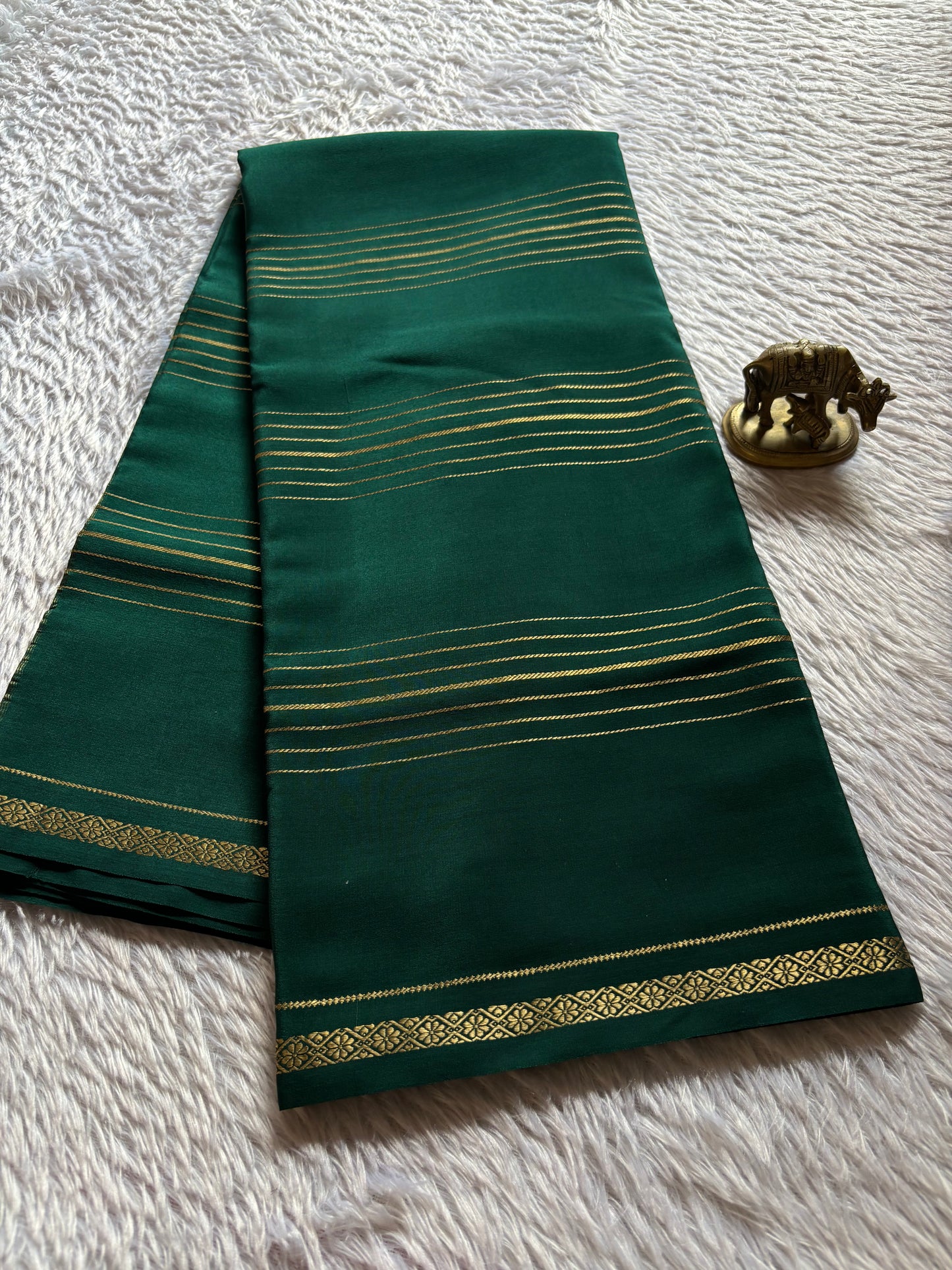 Aparanji : Dark green