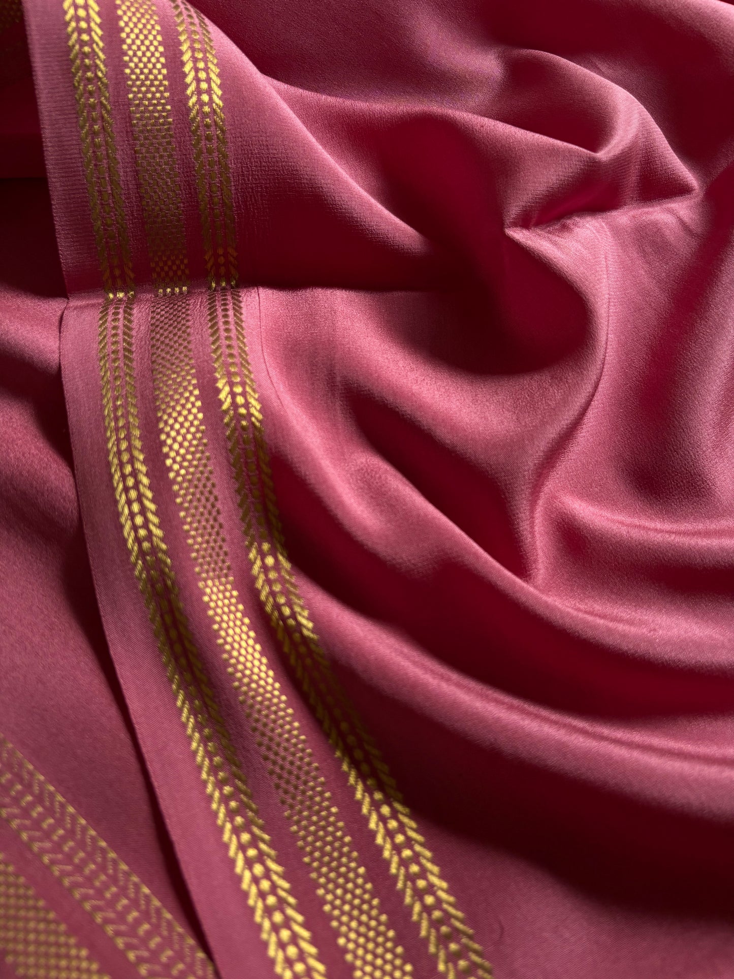 Unnathi : Solid Petal pink