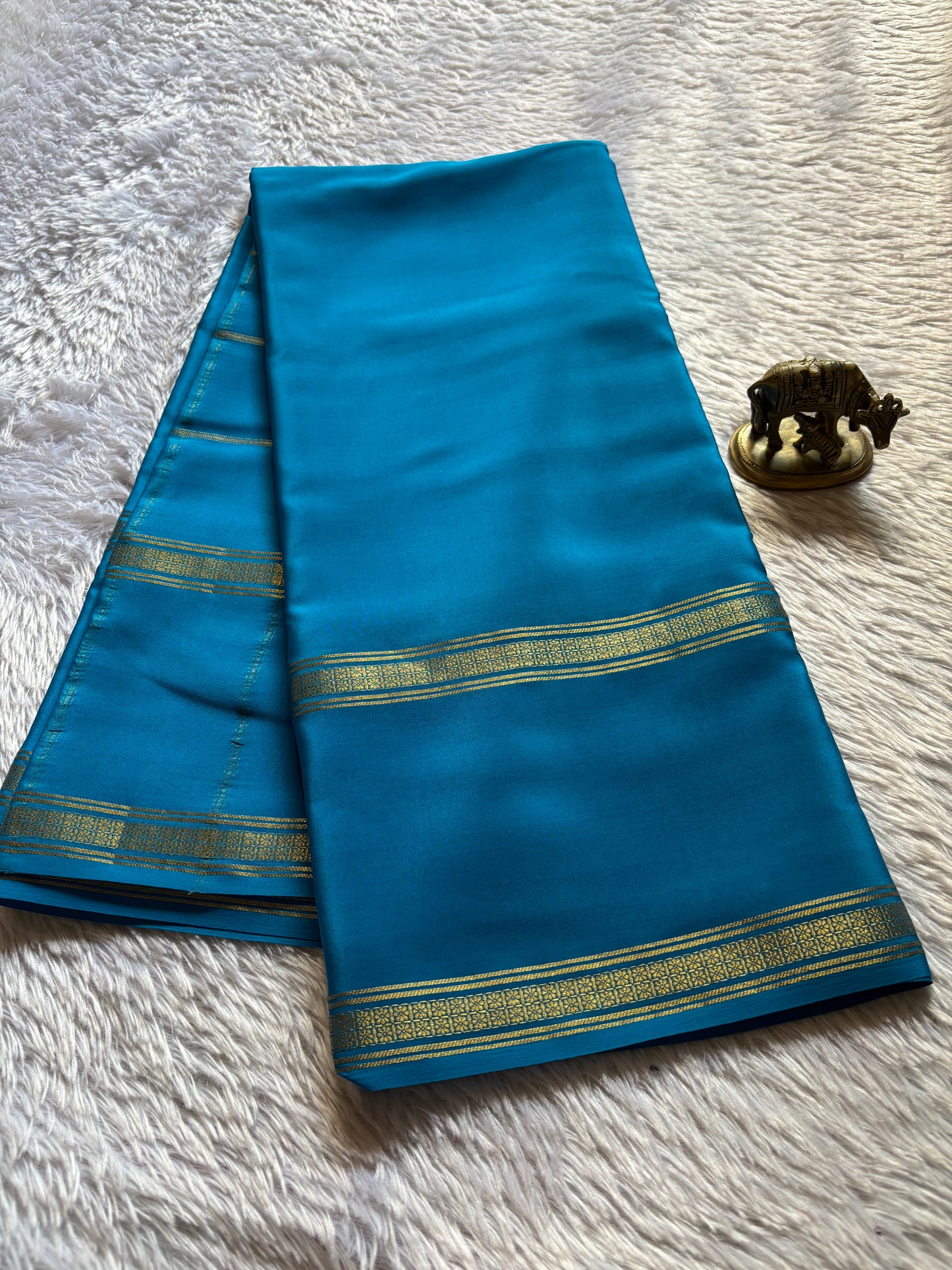 Mridula : Solid Ananda blue