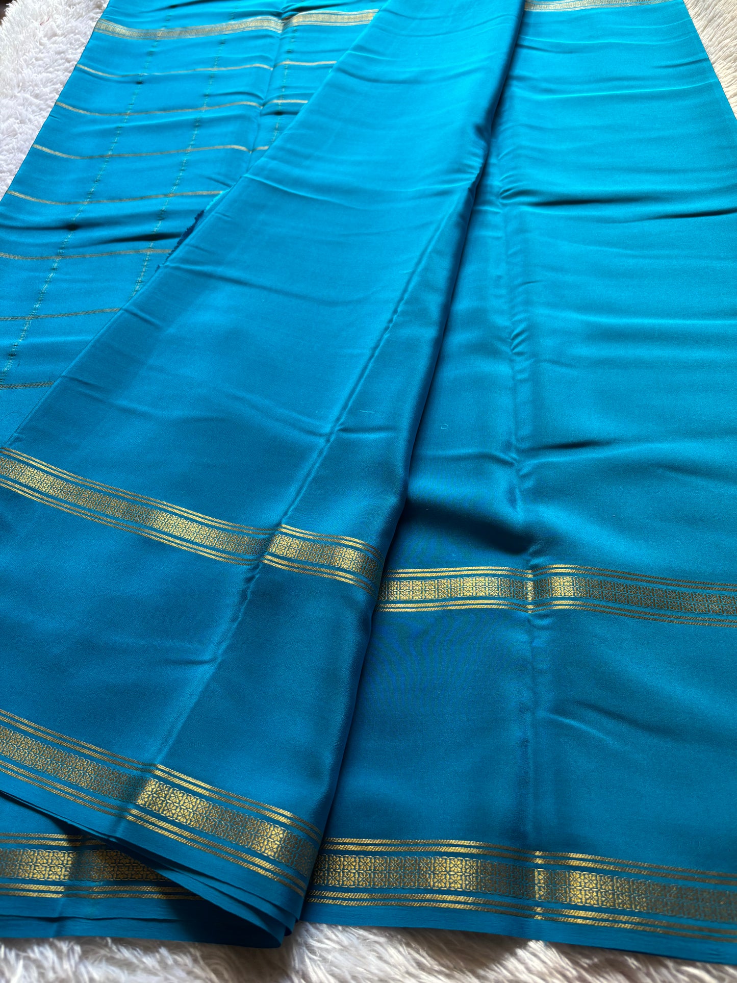 Mridula : Solid Ananda blue