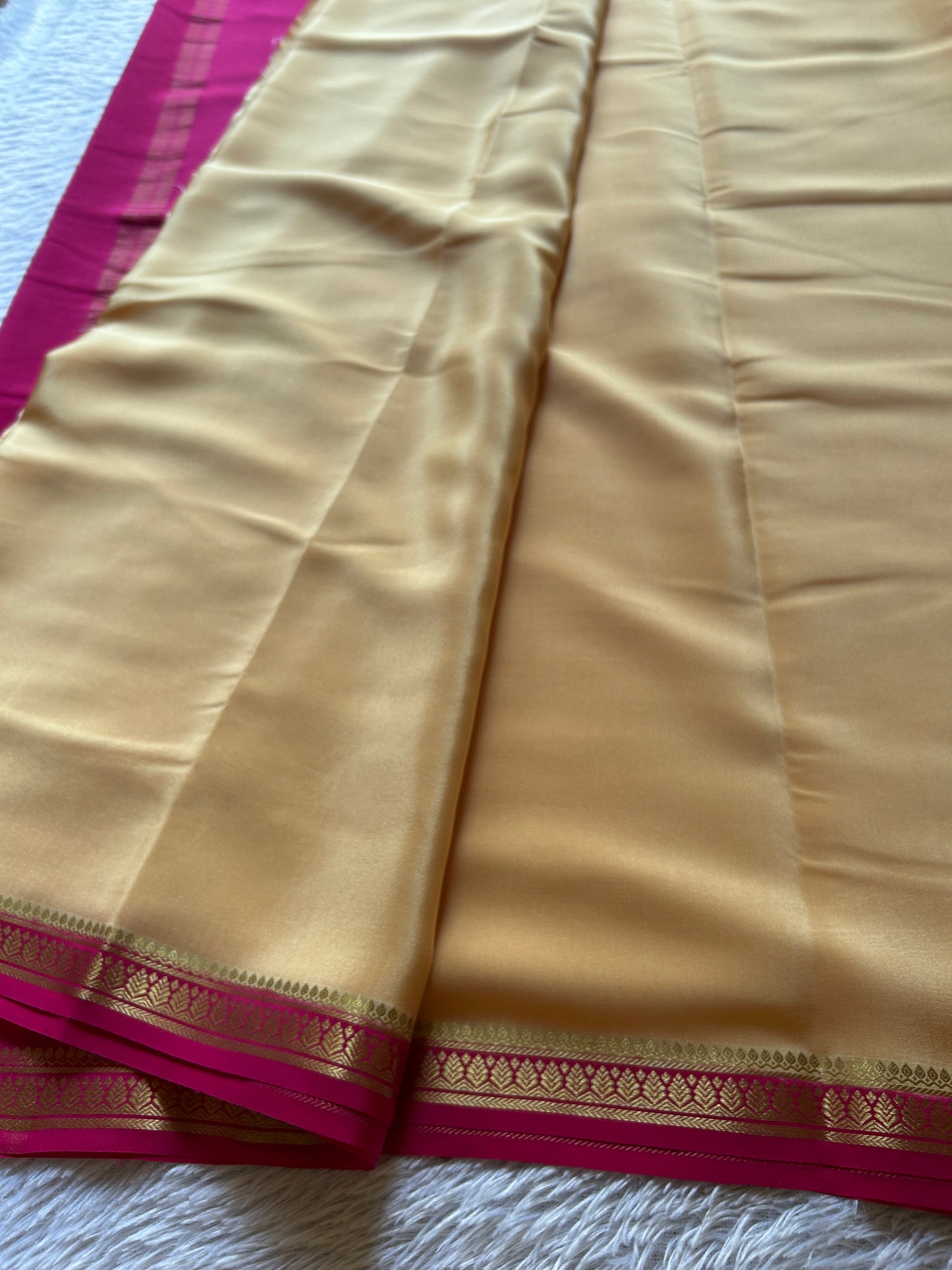 Jyothi (2D) : Beige-pink