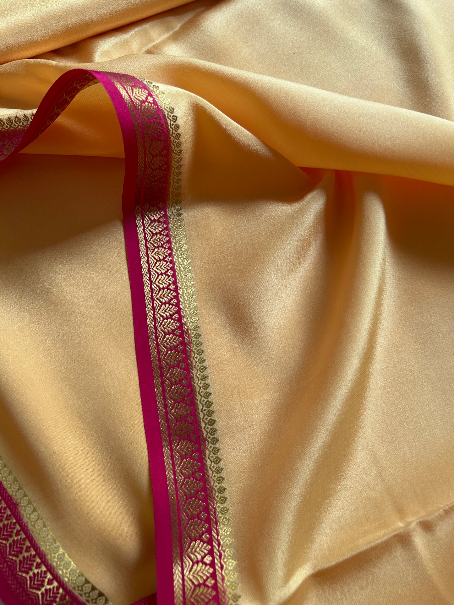 Jyothi (2D) : Beige-pink