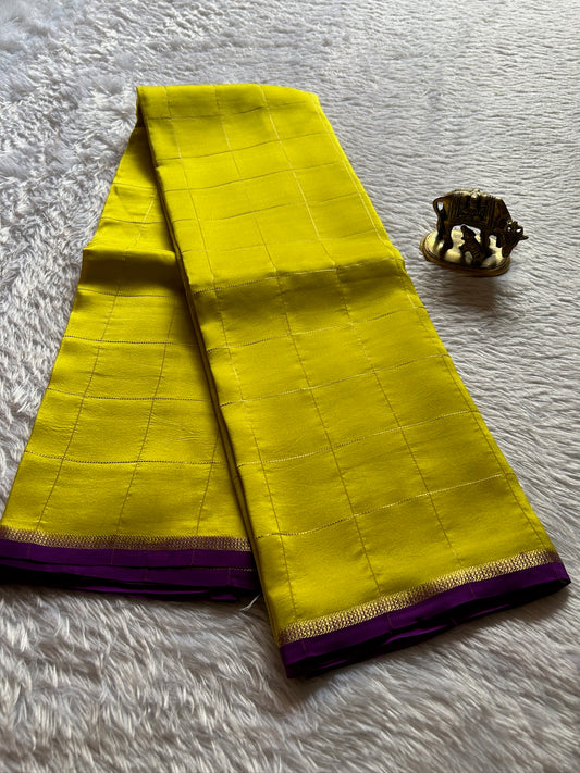 Shankari (2D) : Olive yellow-purple