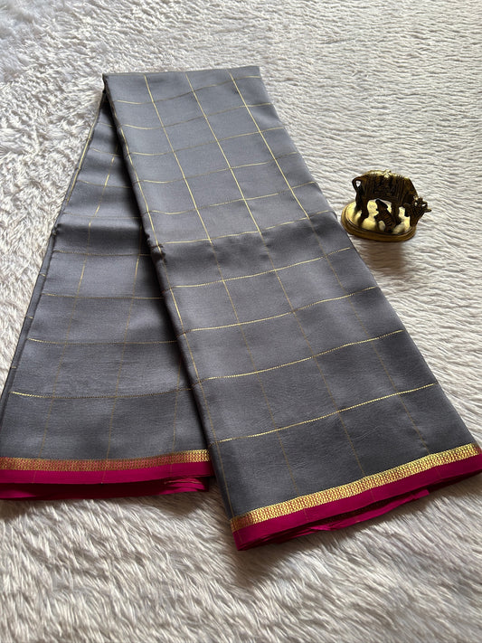 Shankari (2D) : Grey-pink