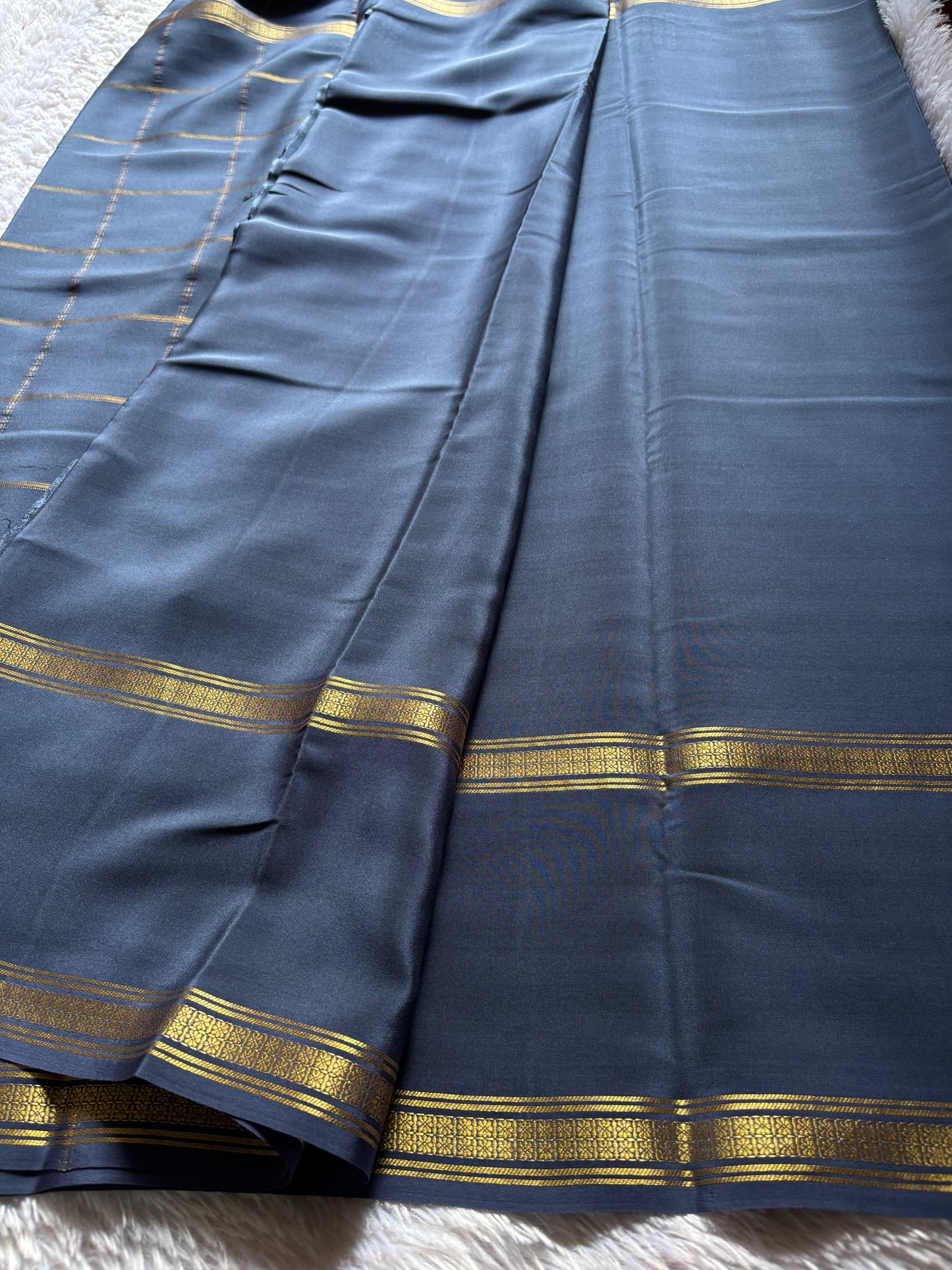 Mridula : Solid Grey