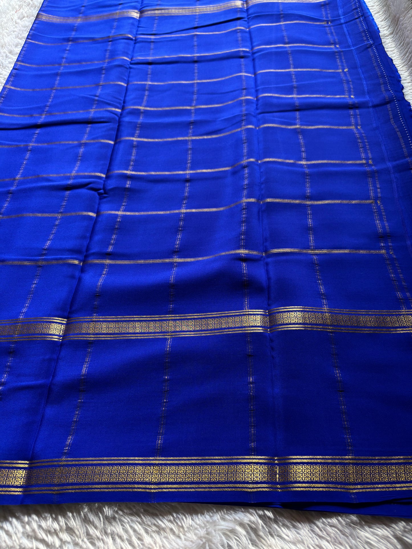 Mridula : Solid Royal blue