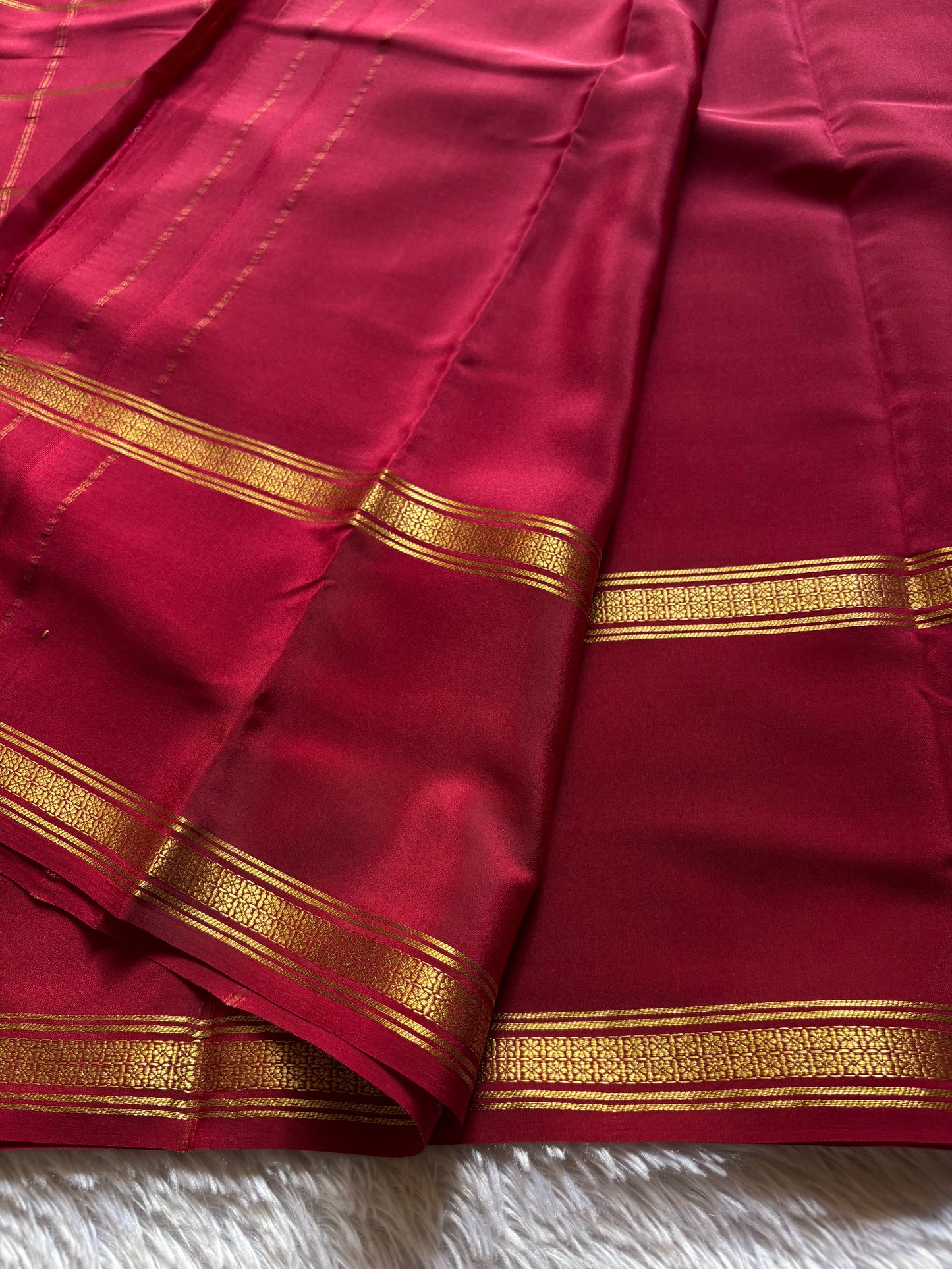 Mridula : Solid Maroon
