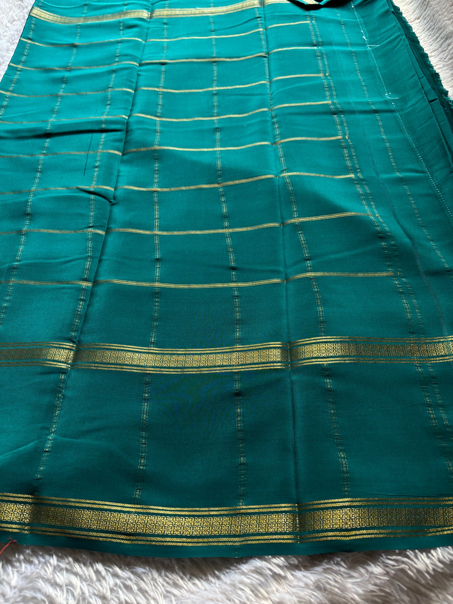 Mridula : Solid Peacock green