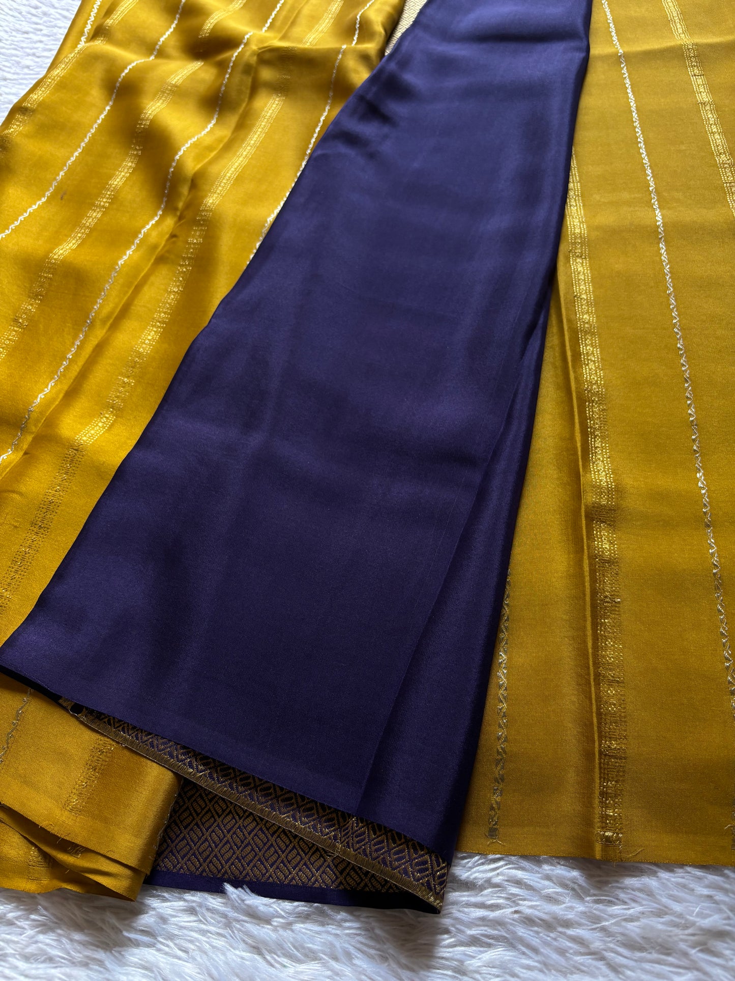 Meragu : Solid Mustard