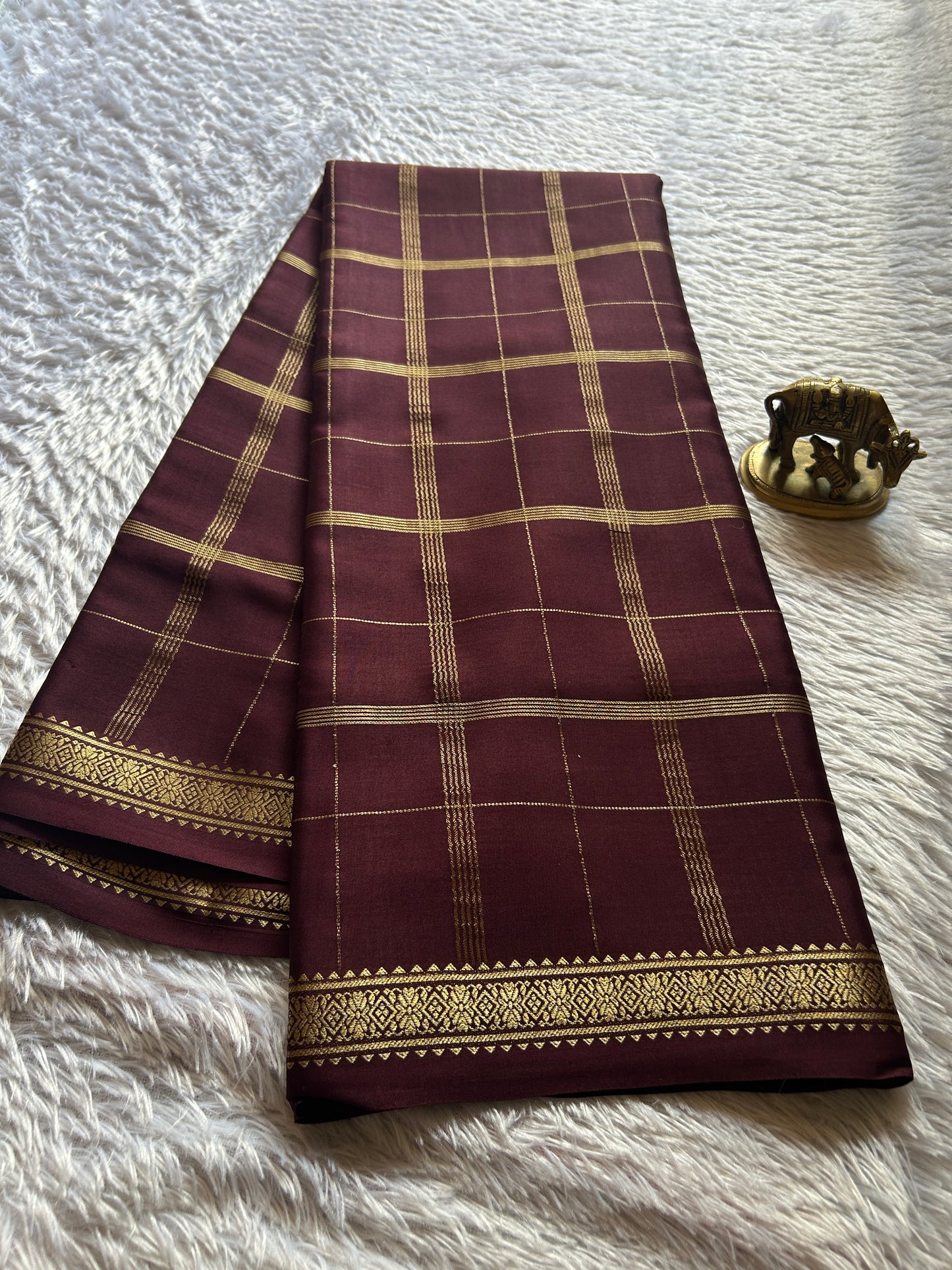 Savithri : Solid Chocolate brown