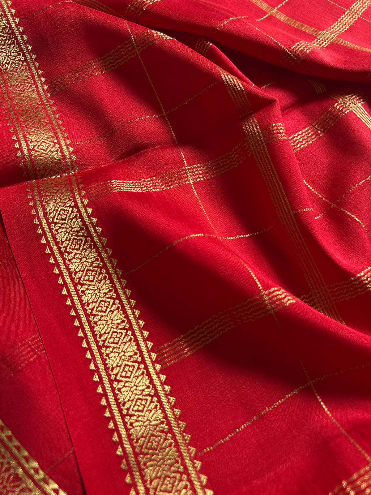 Savithri : Solid Red