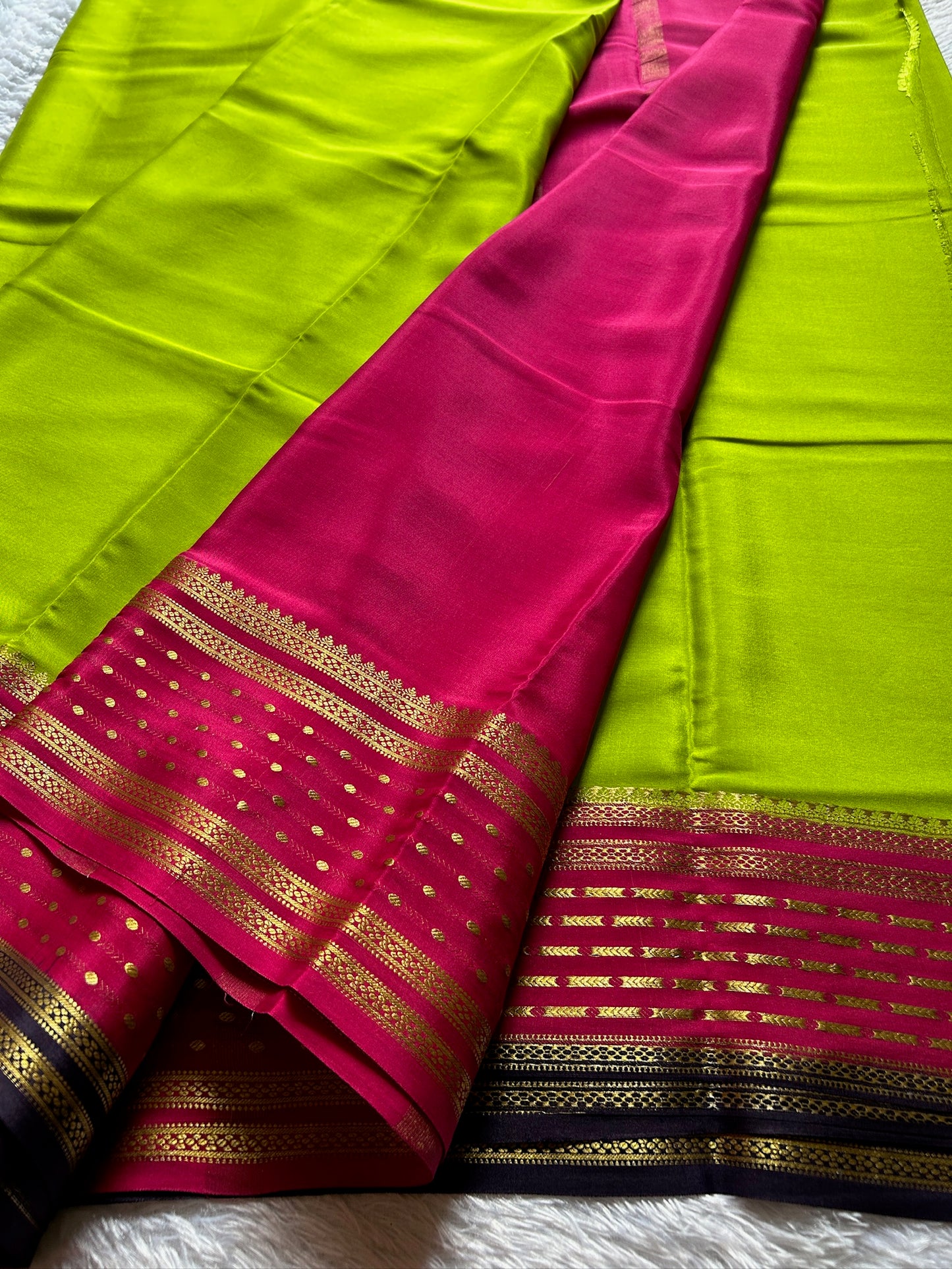 Aradhya (3D) : Lime green-pink-black
