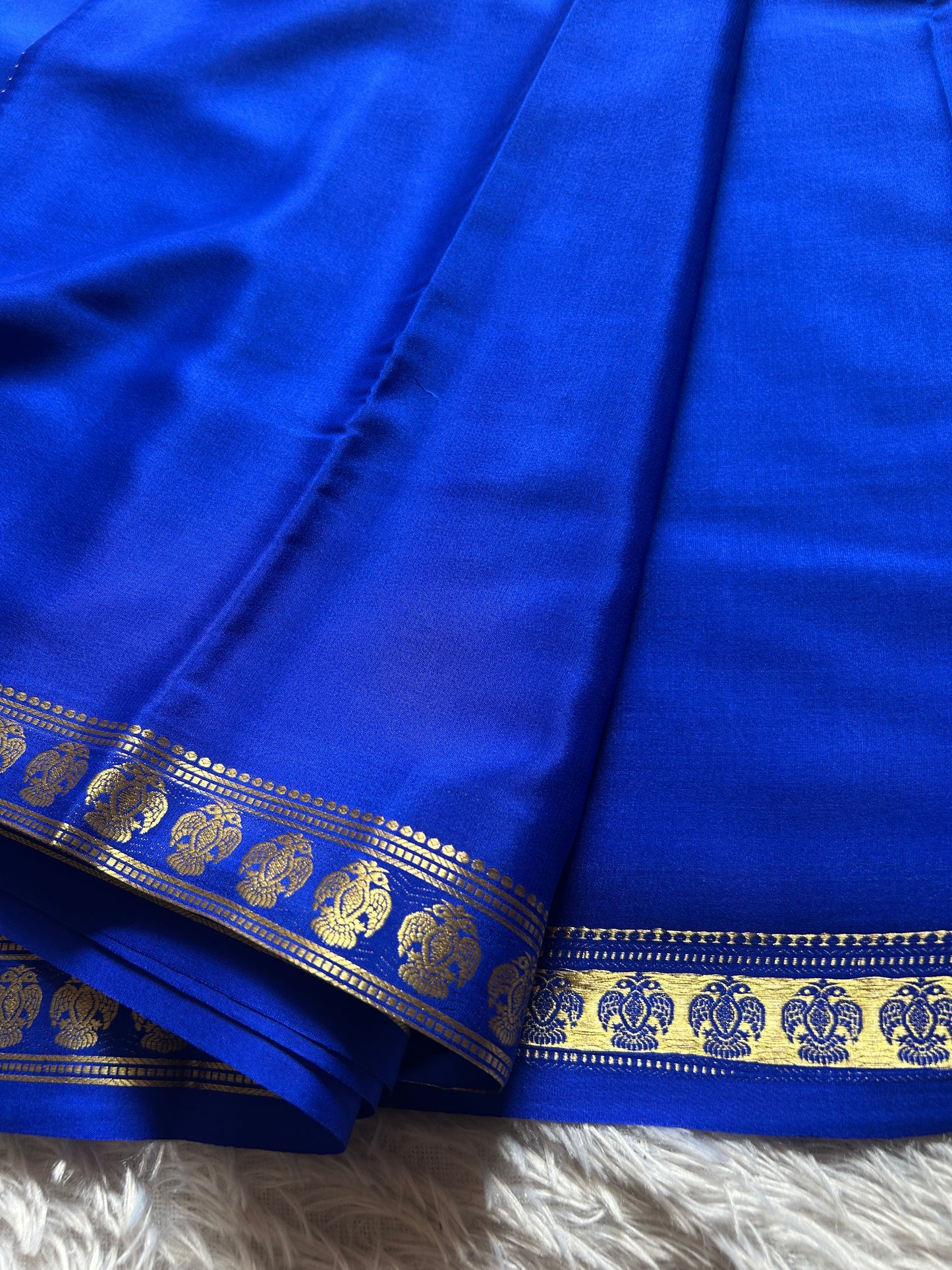 Brunda : Solid Royal blue