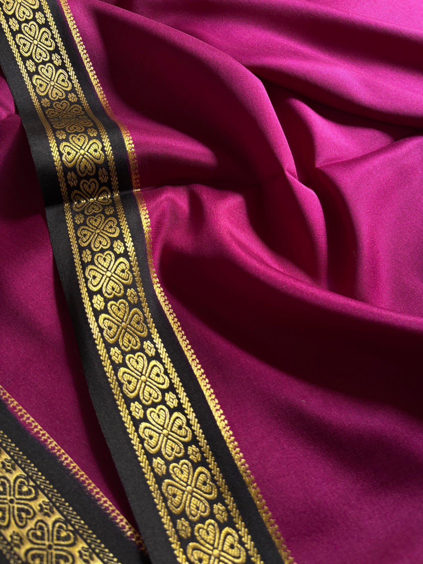 Champaka (2D) : Deep magenta-black