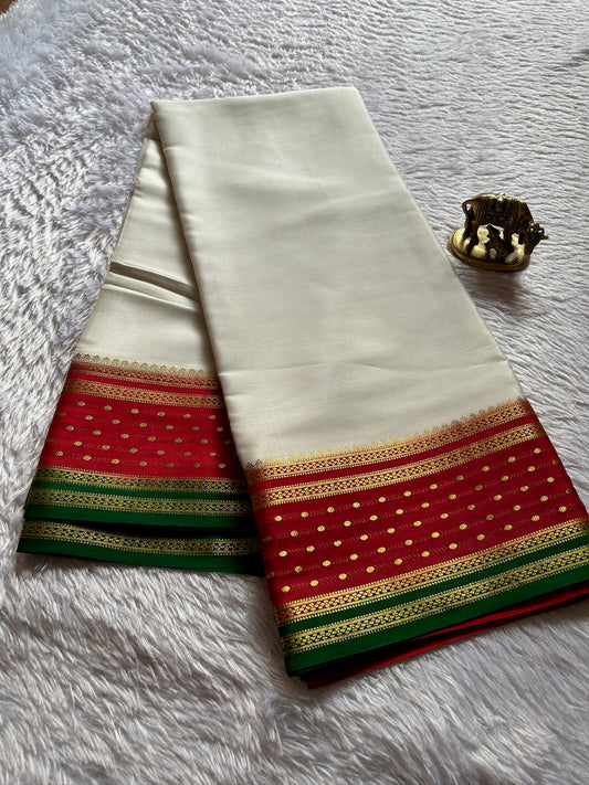 Aradhya (3D) : Off white-red-green