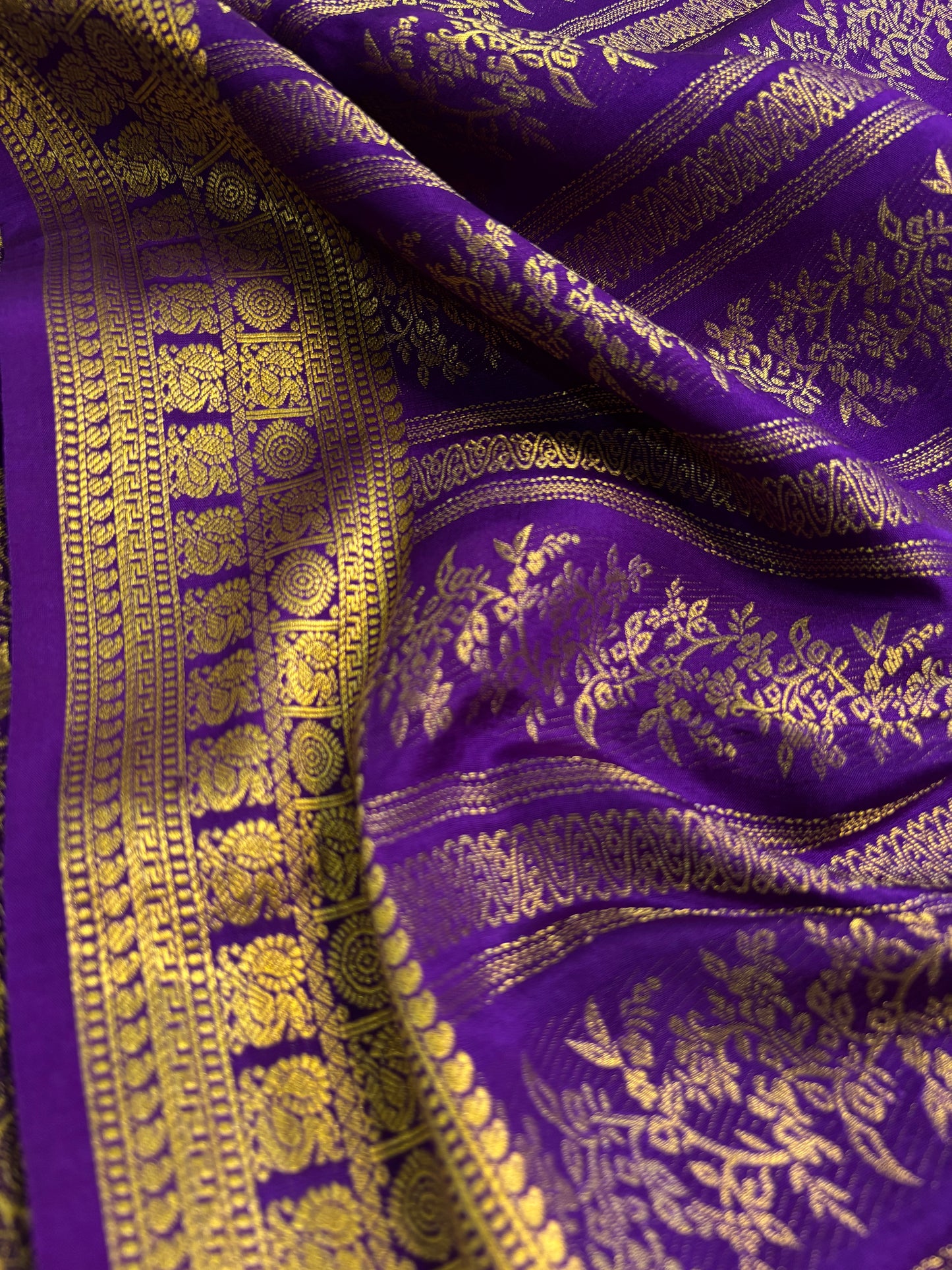 Vydurya : Solid Purple