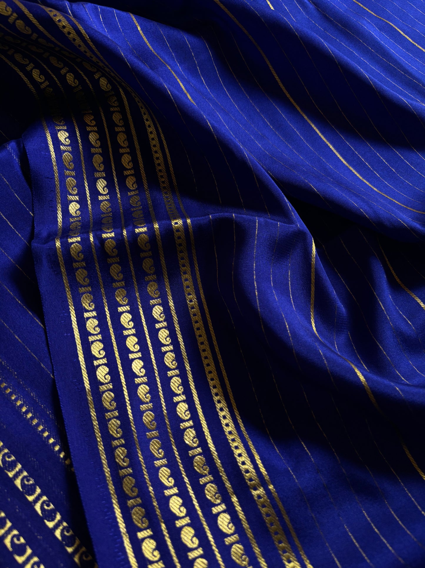 Meghana : Solid Dark blue