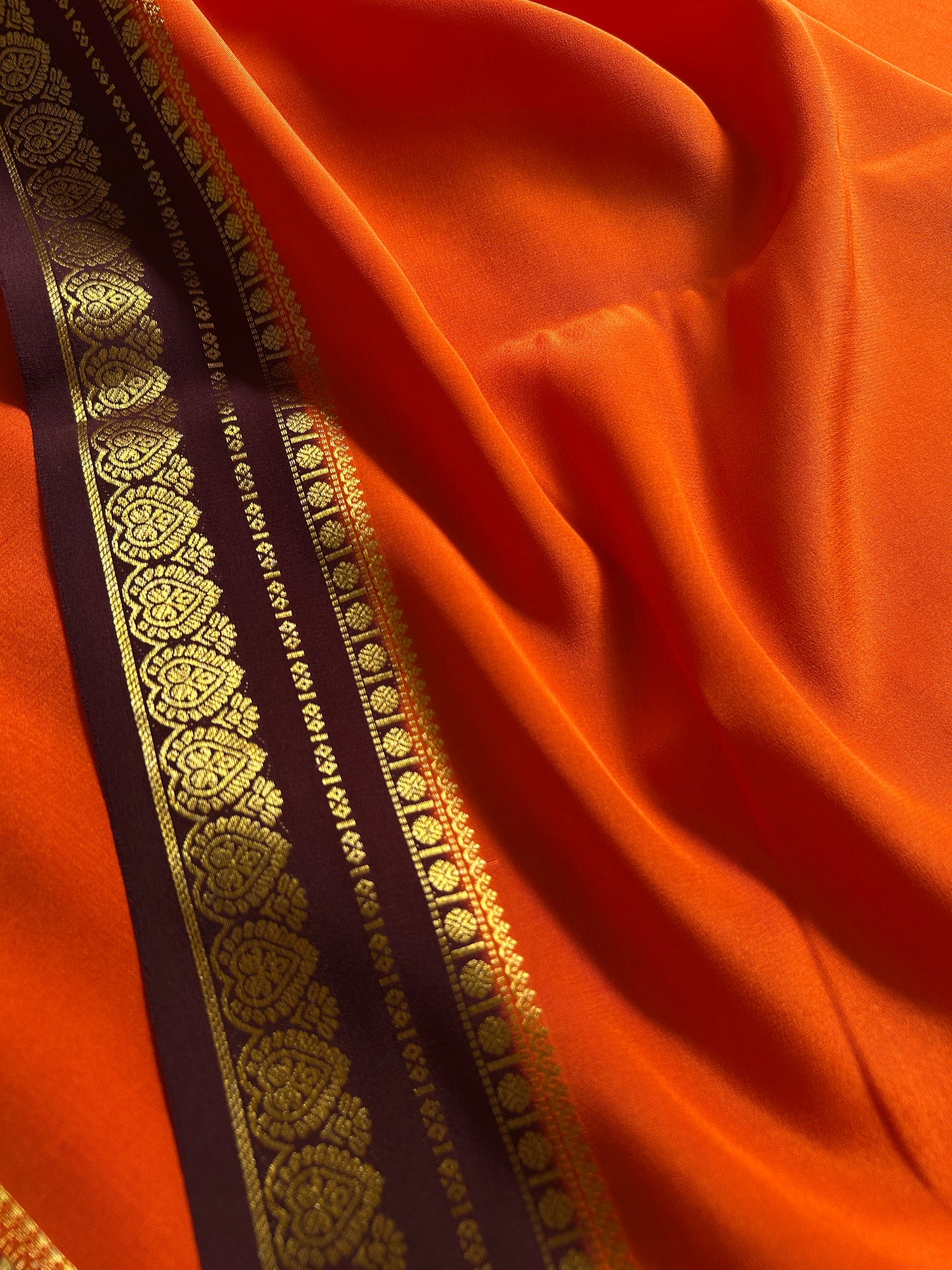 Rohini (2D) : Orange-chocolate brown