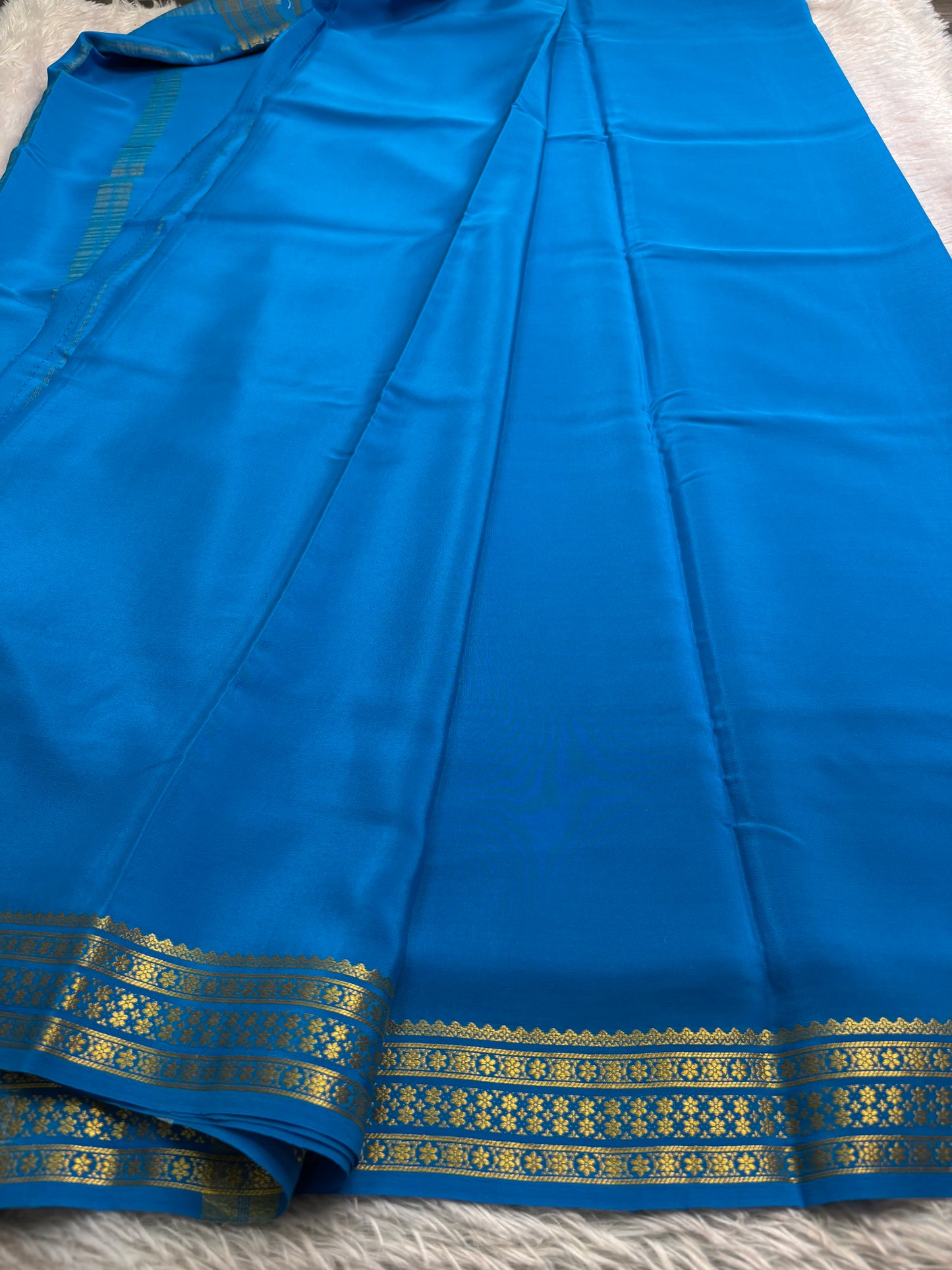 Chandana : Solid Ananda blue
