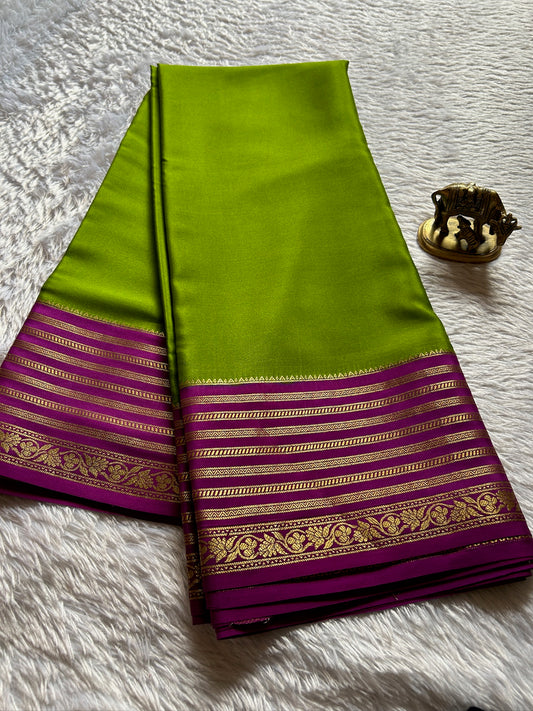 Bhavana (2D) : Mehendi green-magenta
