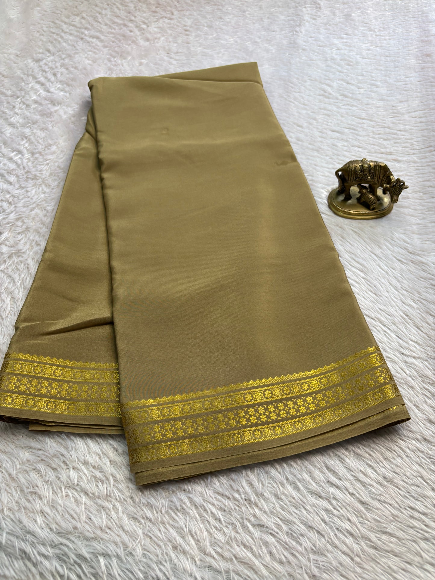 Chandana : Solid Beige