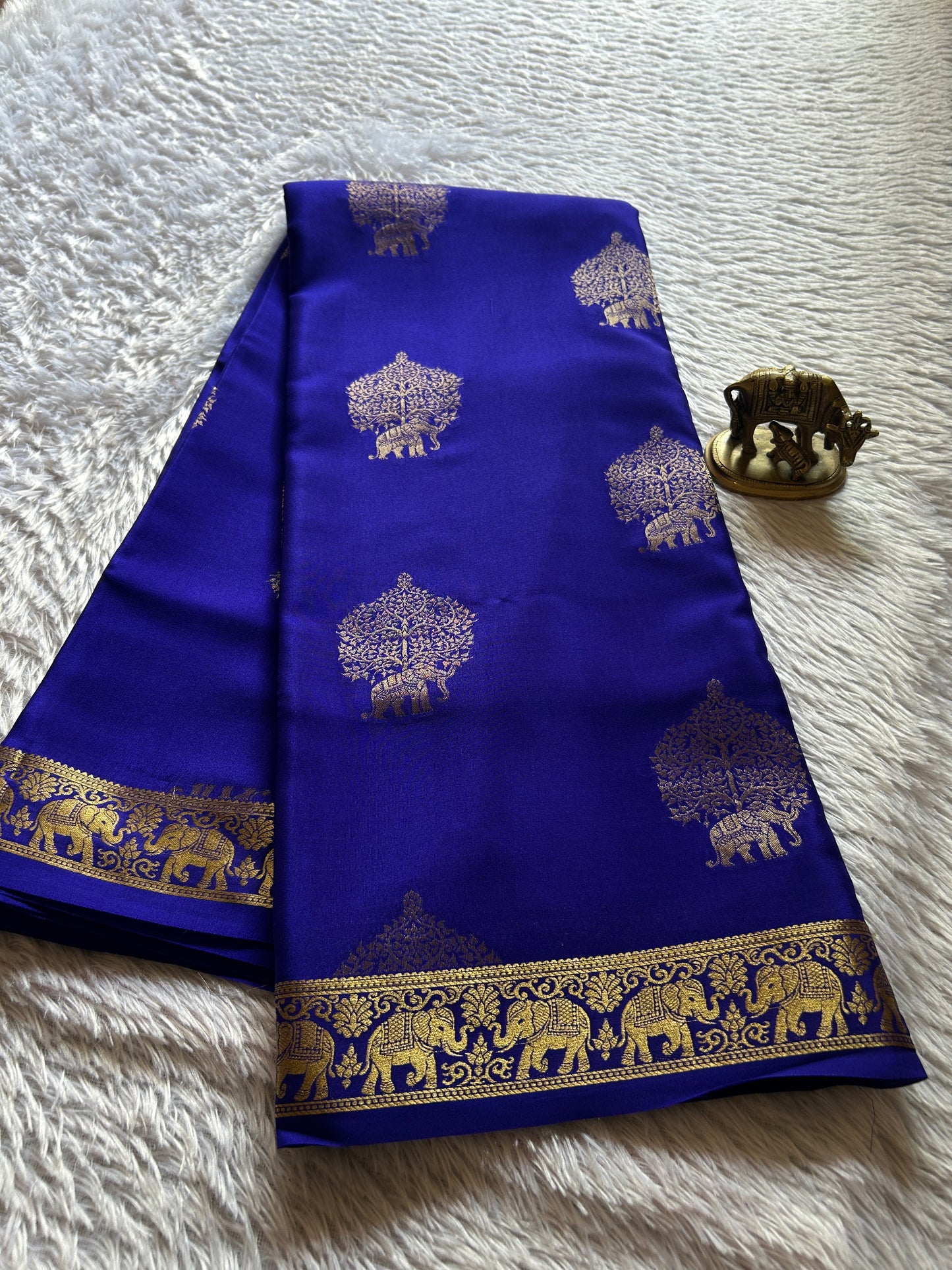 Ambari : Solid Royal blue