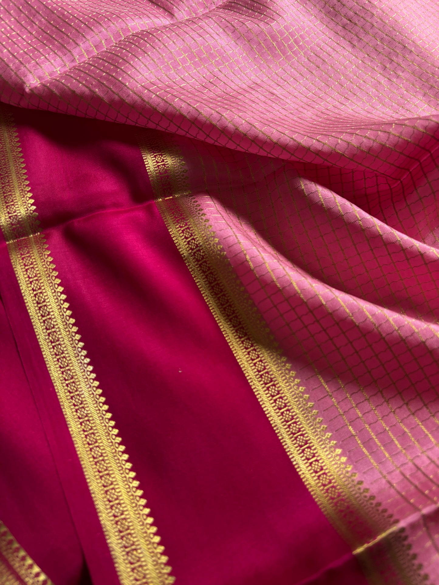 Himani (2D) : Baby pink-dark pink