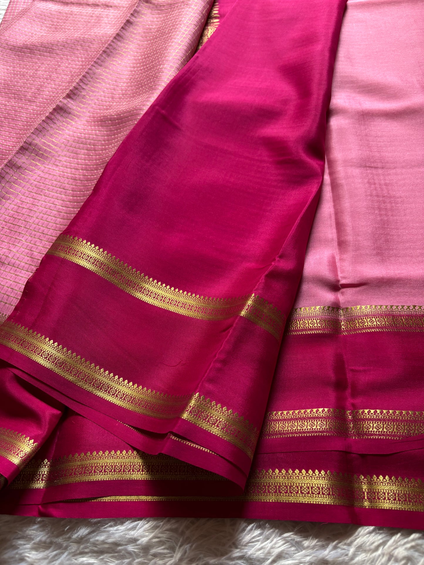 Himani (2D) : Baby pink-dark pink