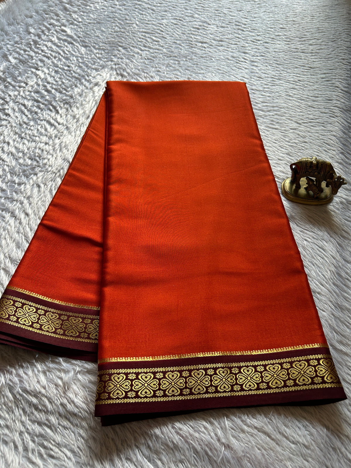 Champaka (2D) : Orange-chocolate brown