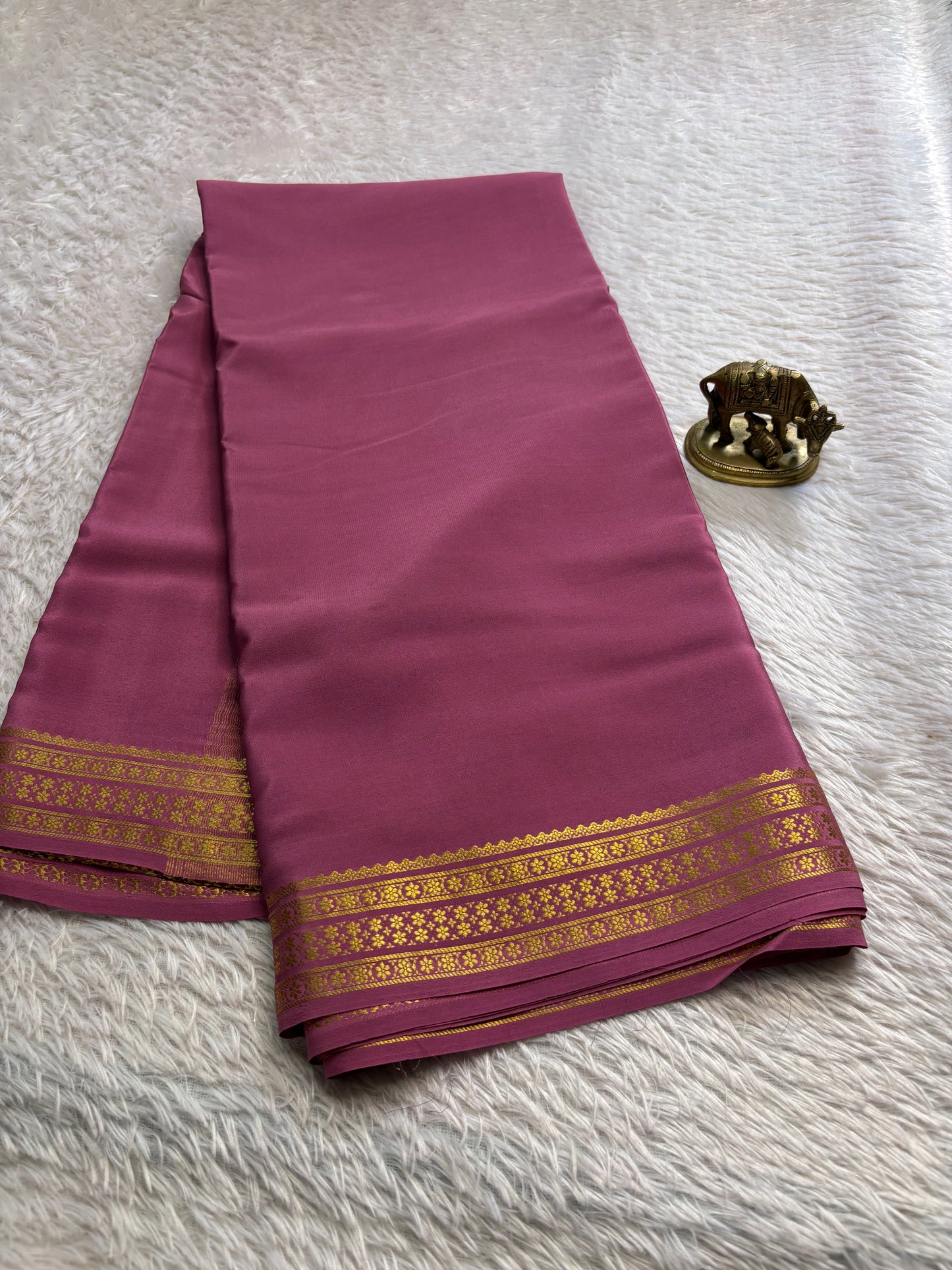 Chandana : Solid Mauve pink