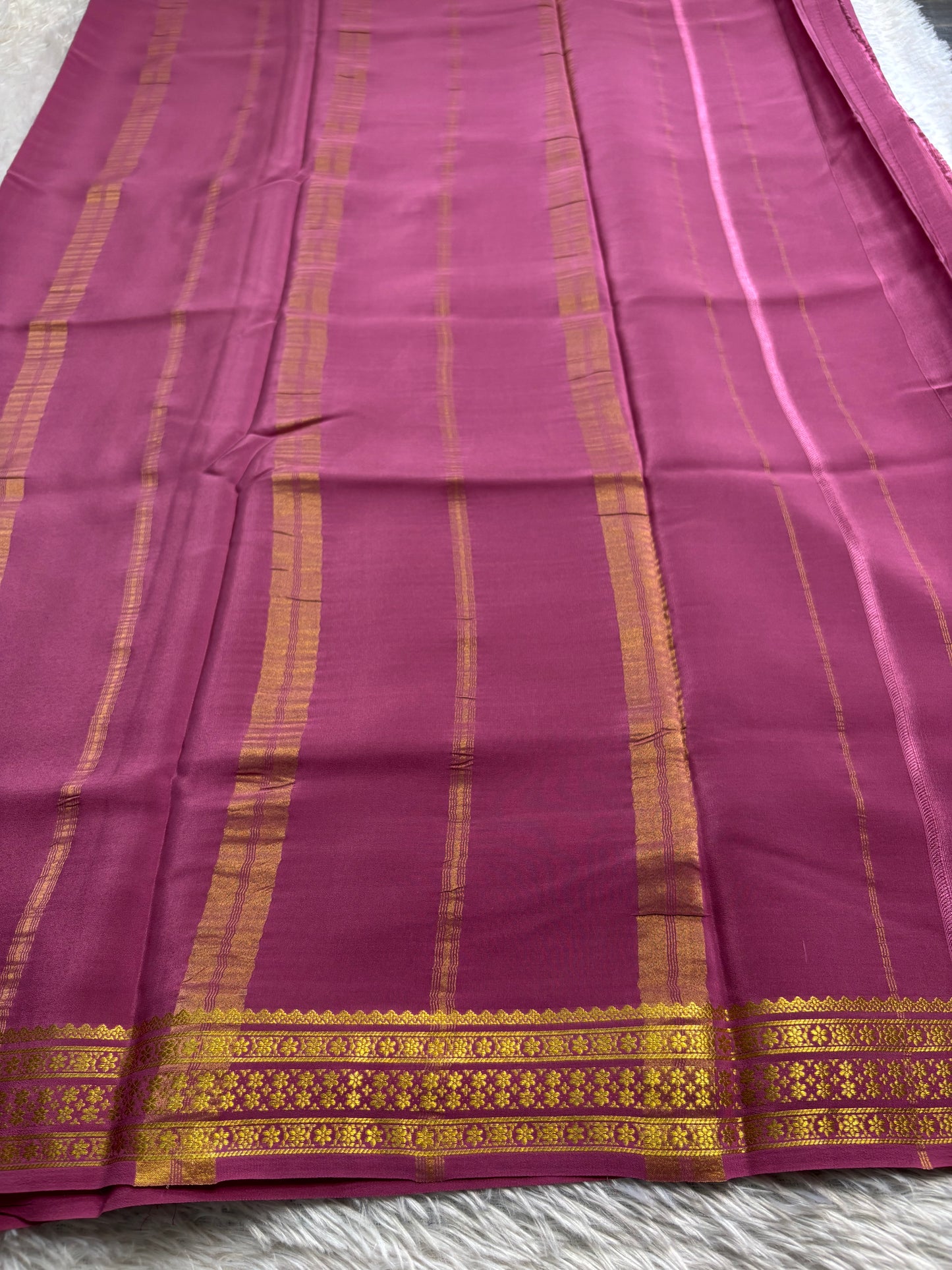 Chandana : Solid Mauve pink