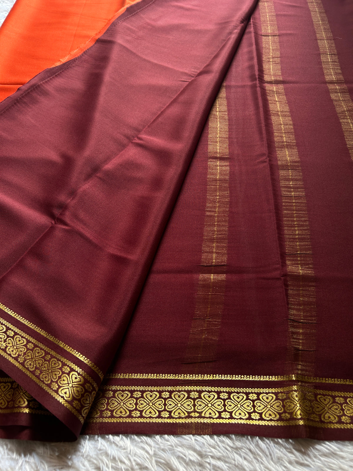 Champaka (2D) : Orange-chocolate brown