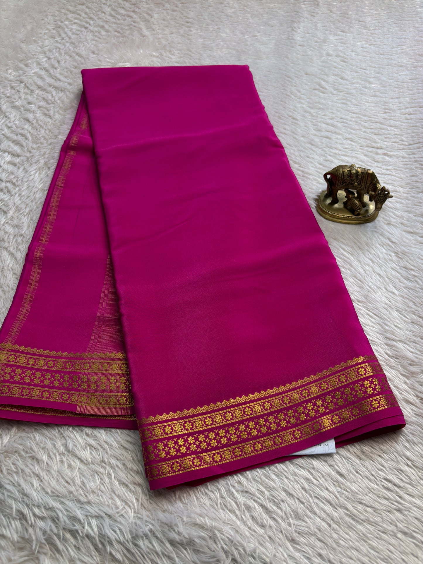 Chandana : Solid Rani pink