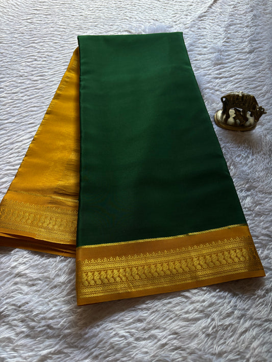 Mayuri (2D) : Dark green-golden yellow