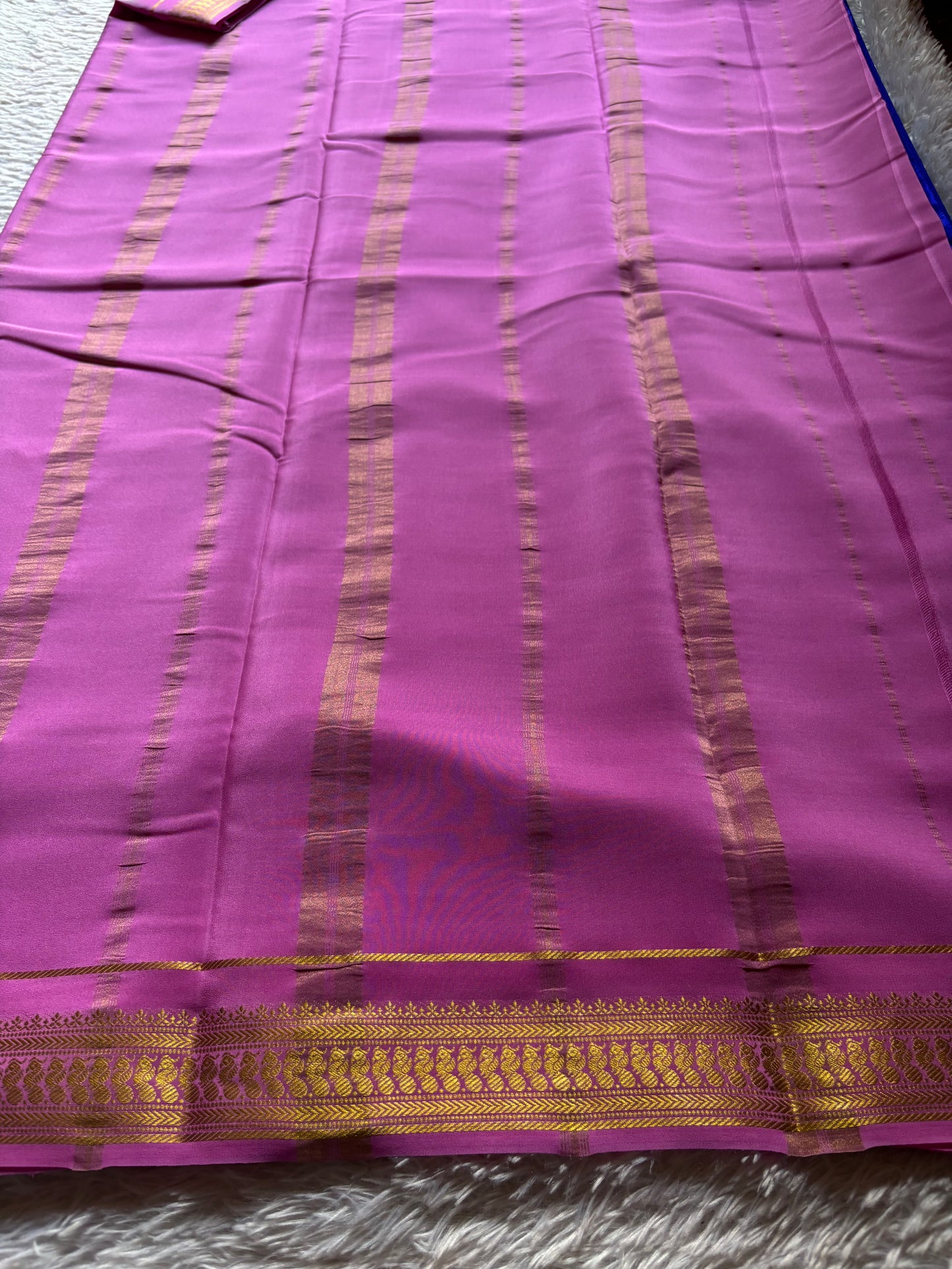 Mayuri (2D) : Royal blue-baby pink