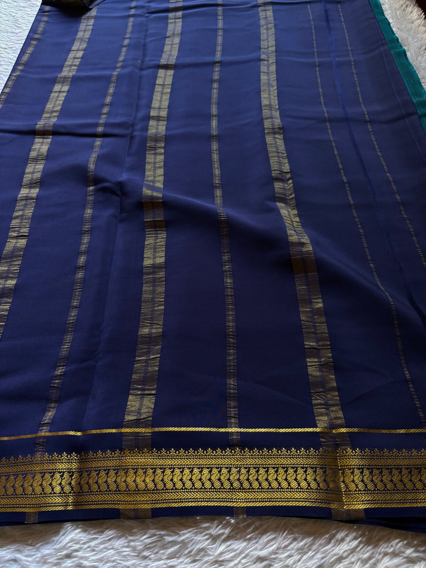 Mayuri (2D) : Peacock blue-dark navy blue
