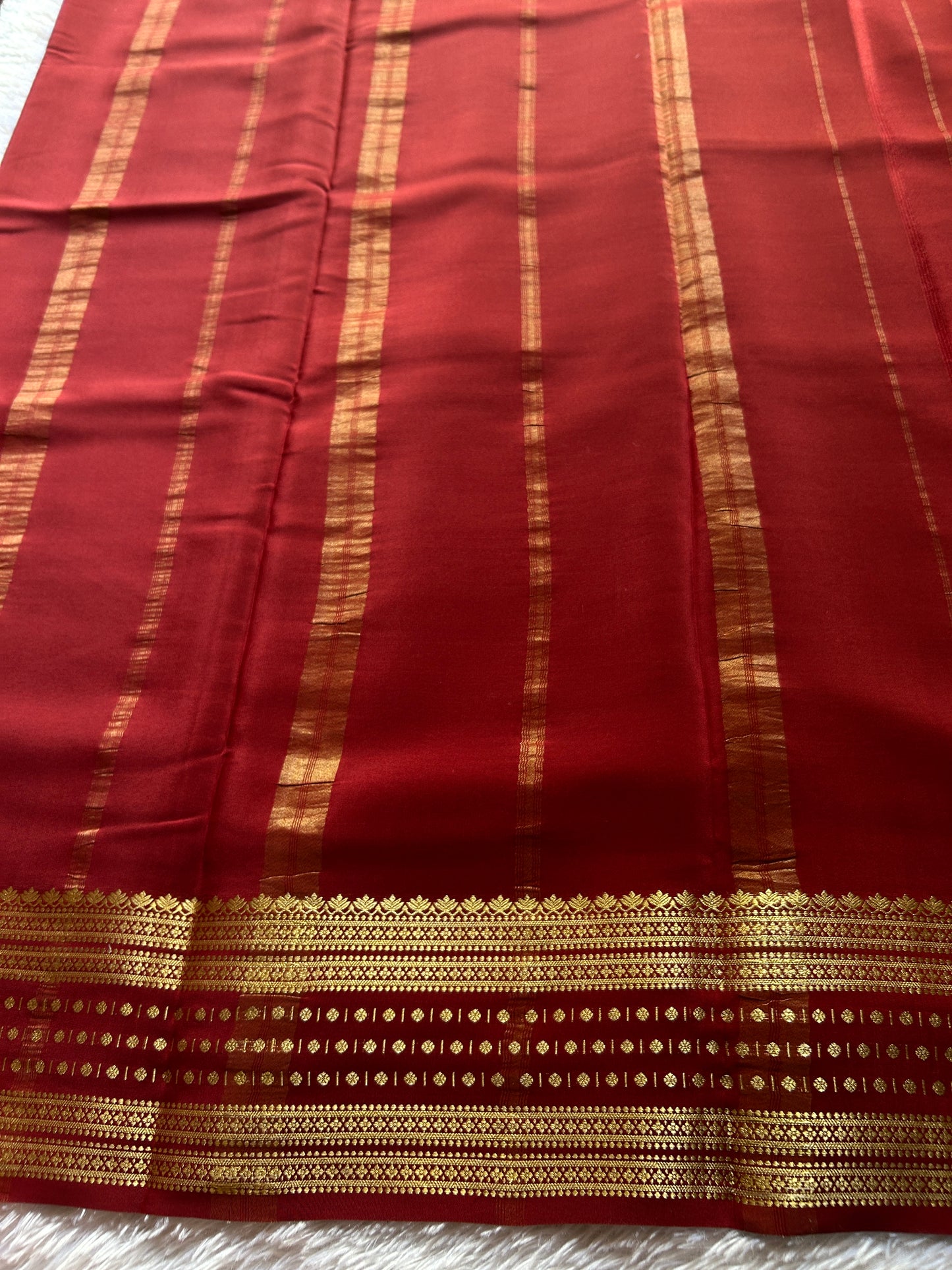 Rohini (2D) : Golden yellow-maroon