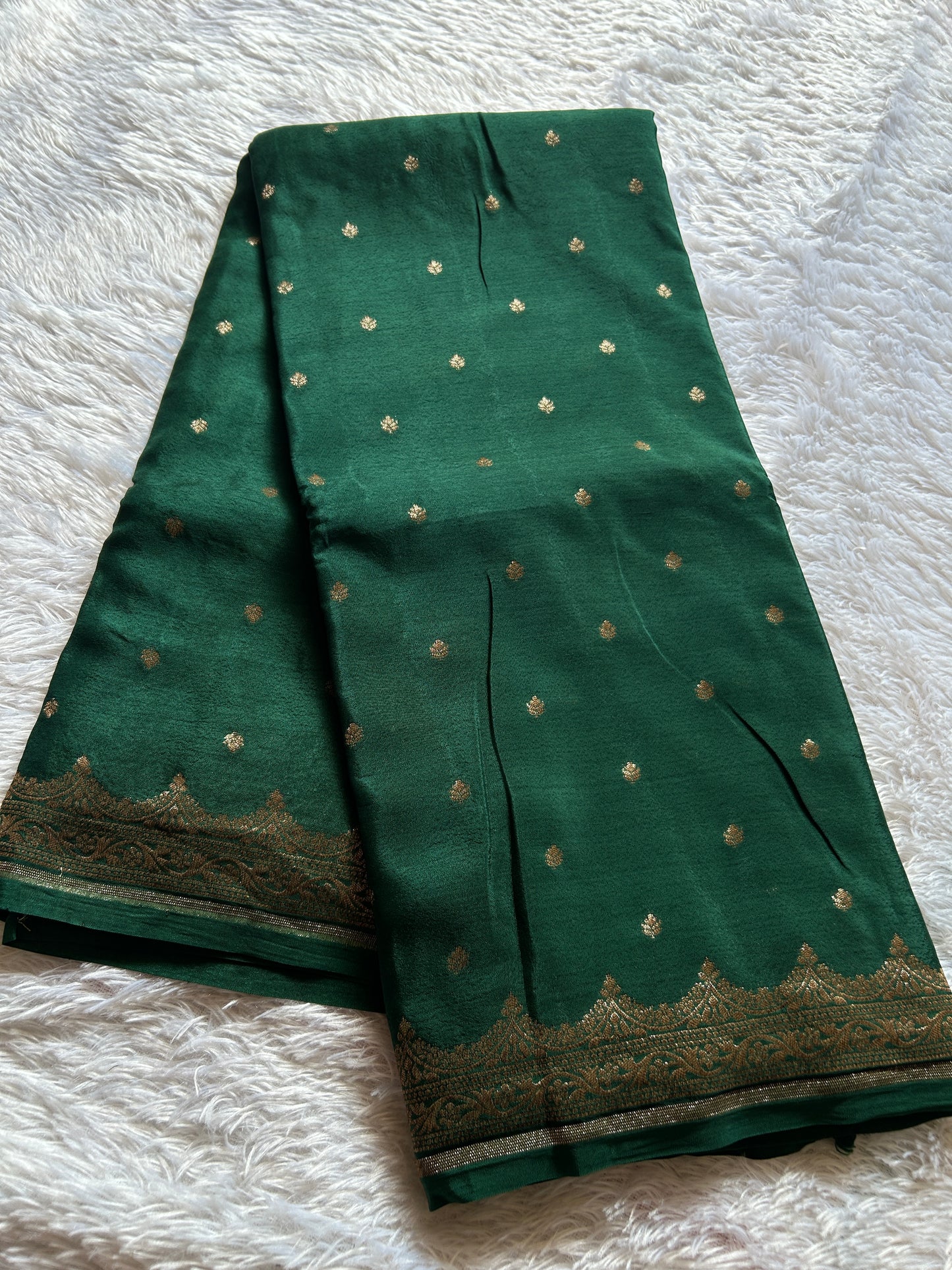 Soft Crepe Banarasi : Solid Dark green