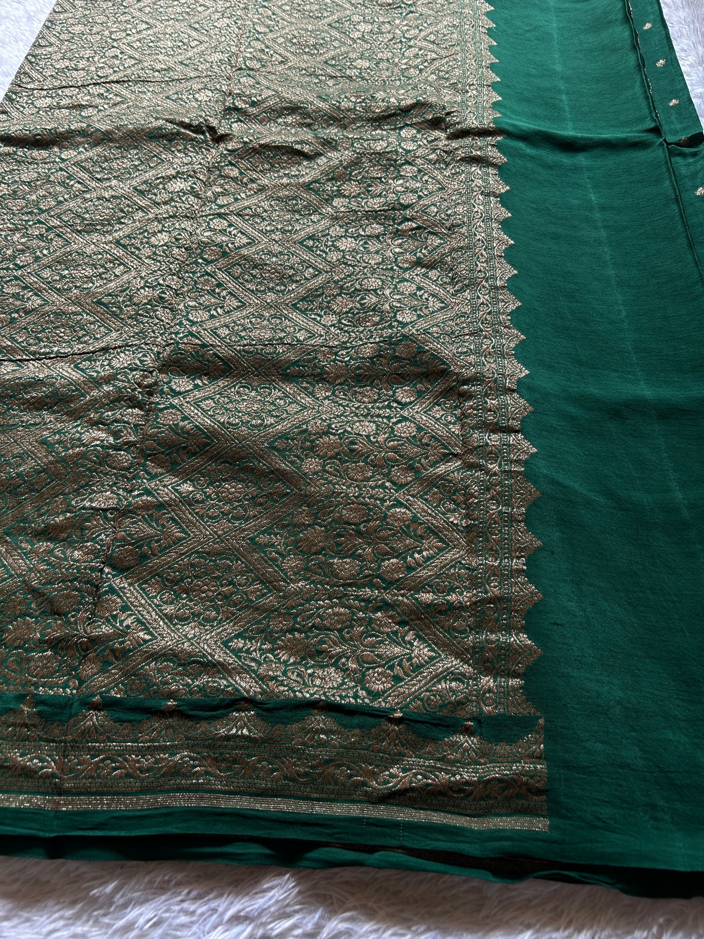 Soft Crepe Banarasi : Solid Dark green