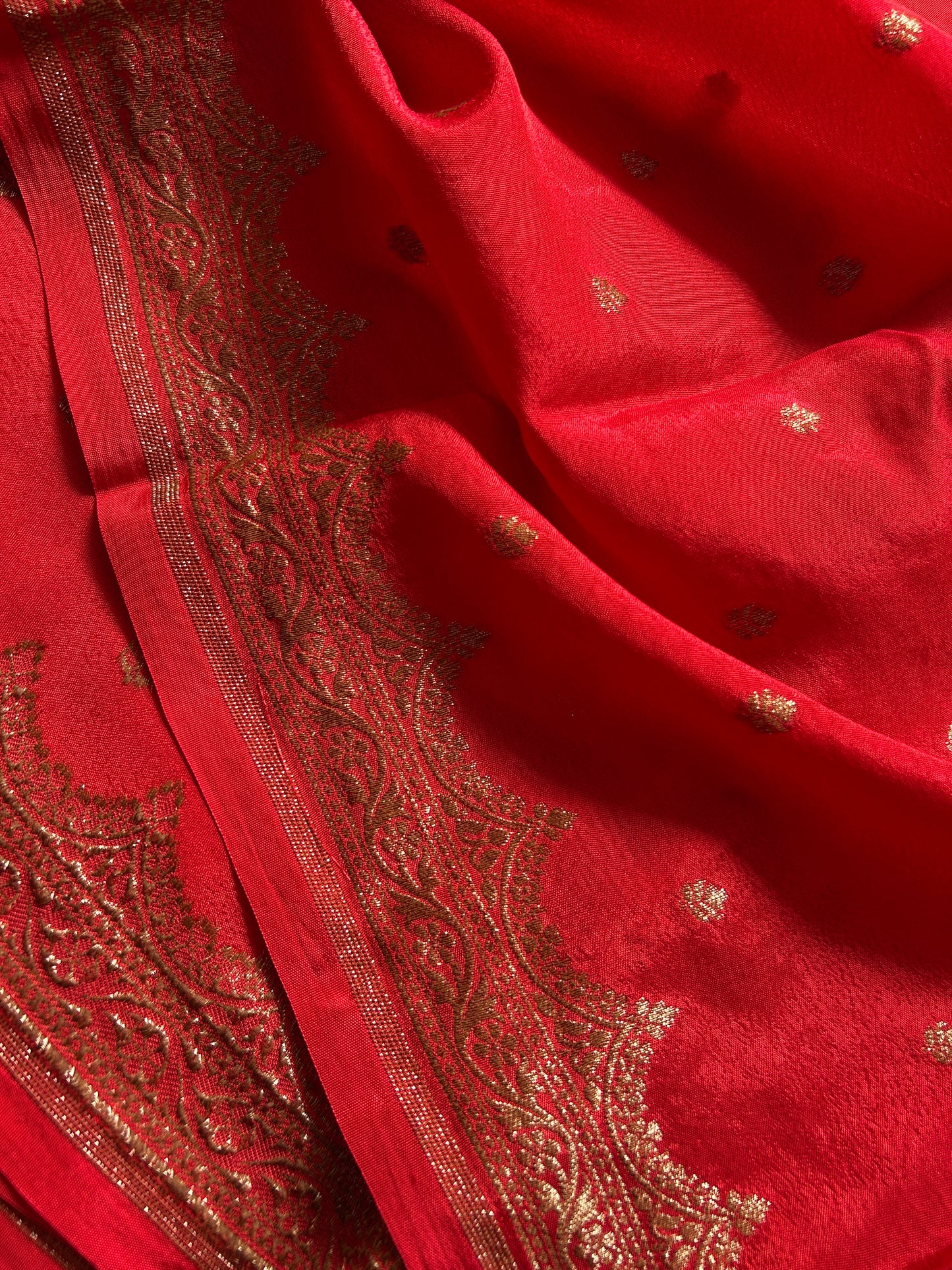 Soft Crepe Banarasi : Solid Red