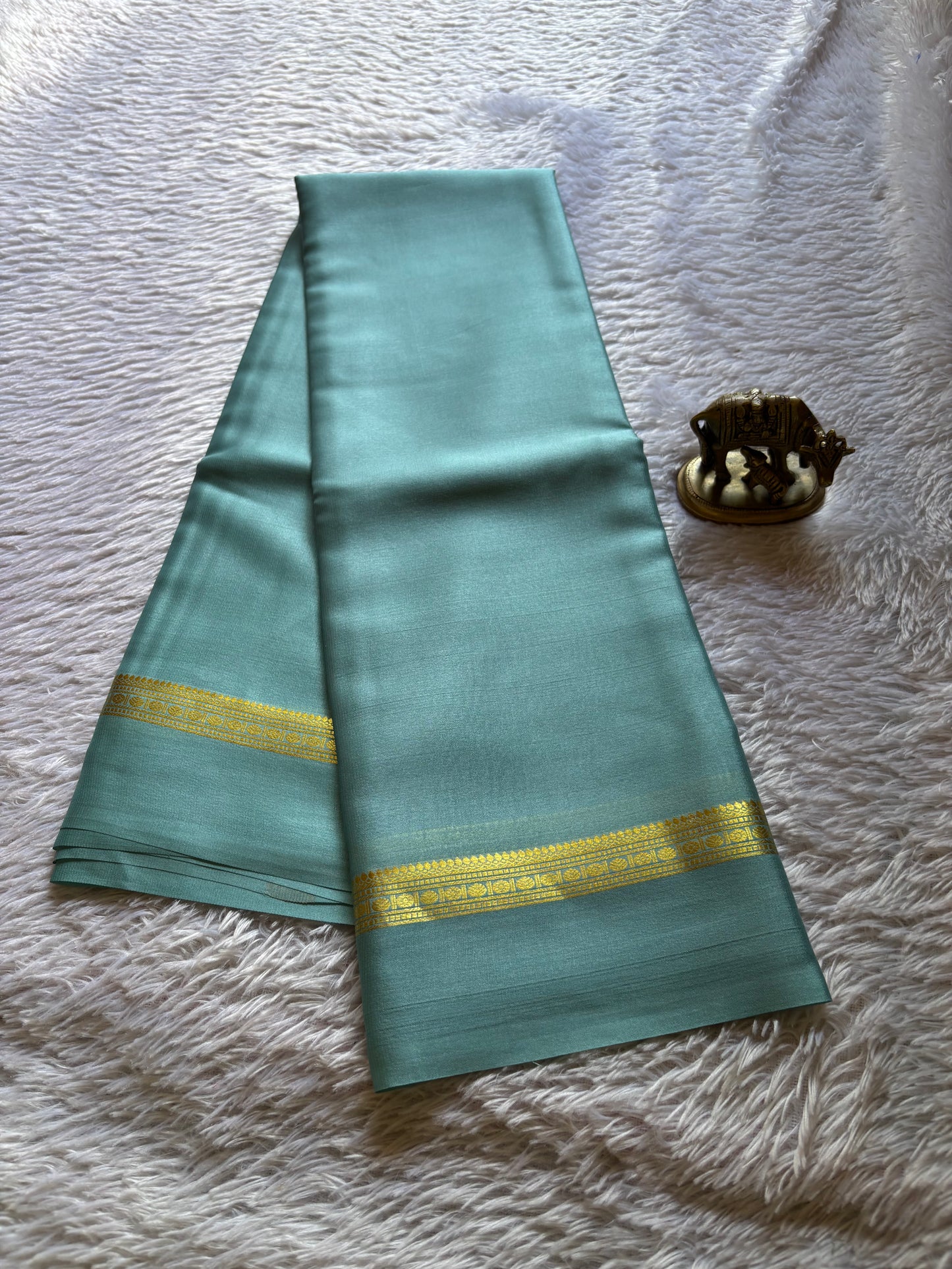 Shambhavi : Solid Powder blue