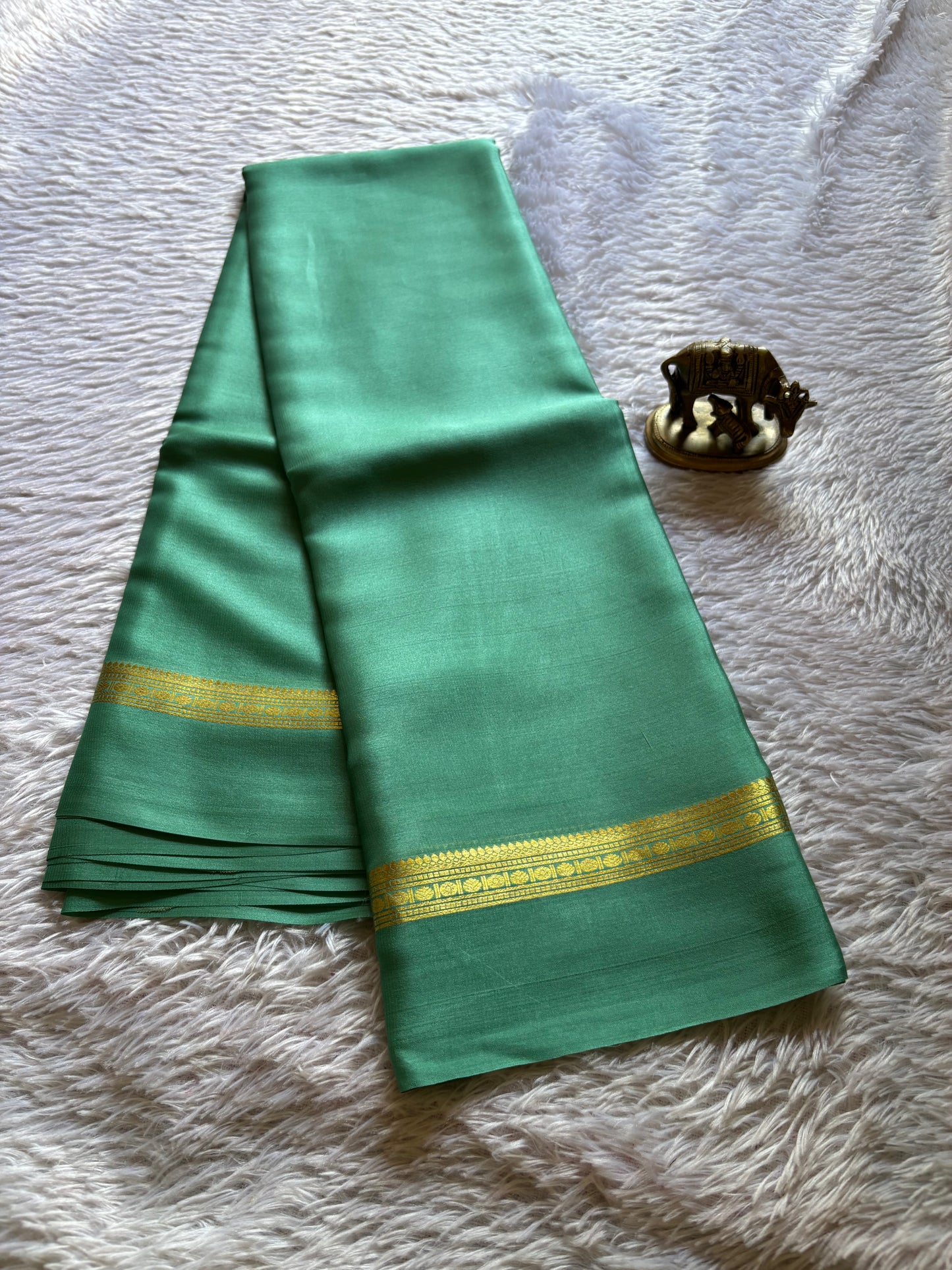 Shambhavi : Solid Sea green