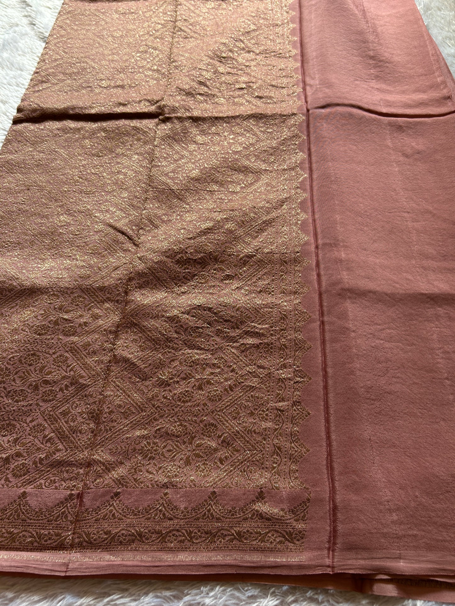 Soft Crepe Banarasi : Solid Dusty rose