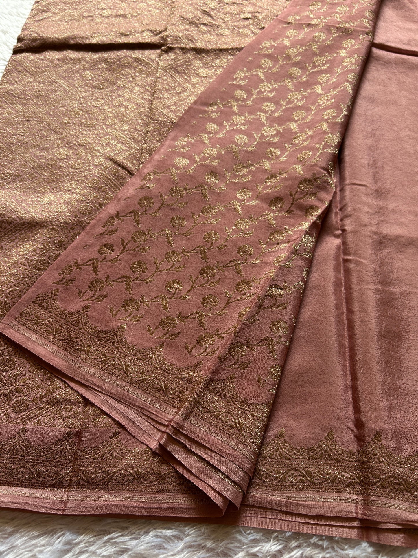 Soft Crepe Banarasi : Solid Dusty rose