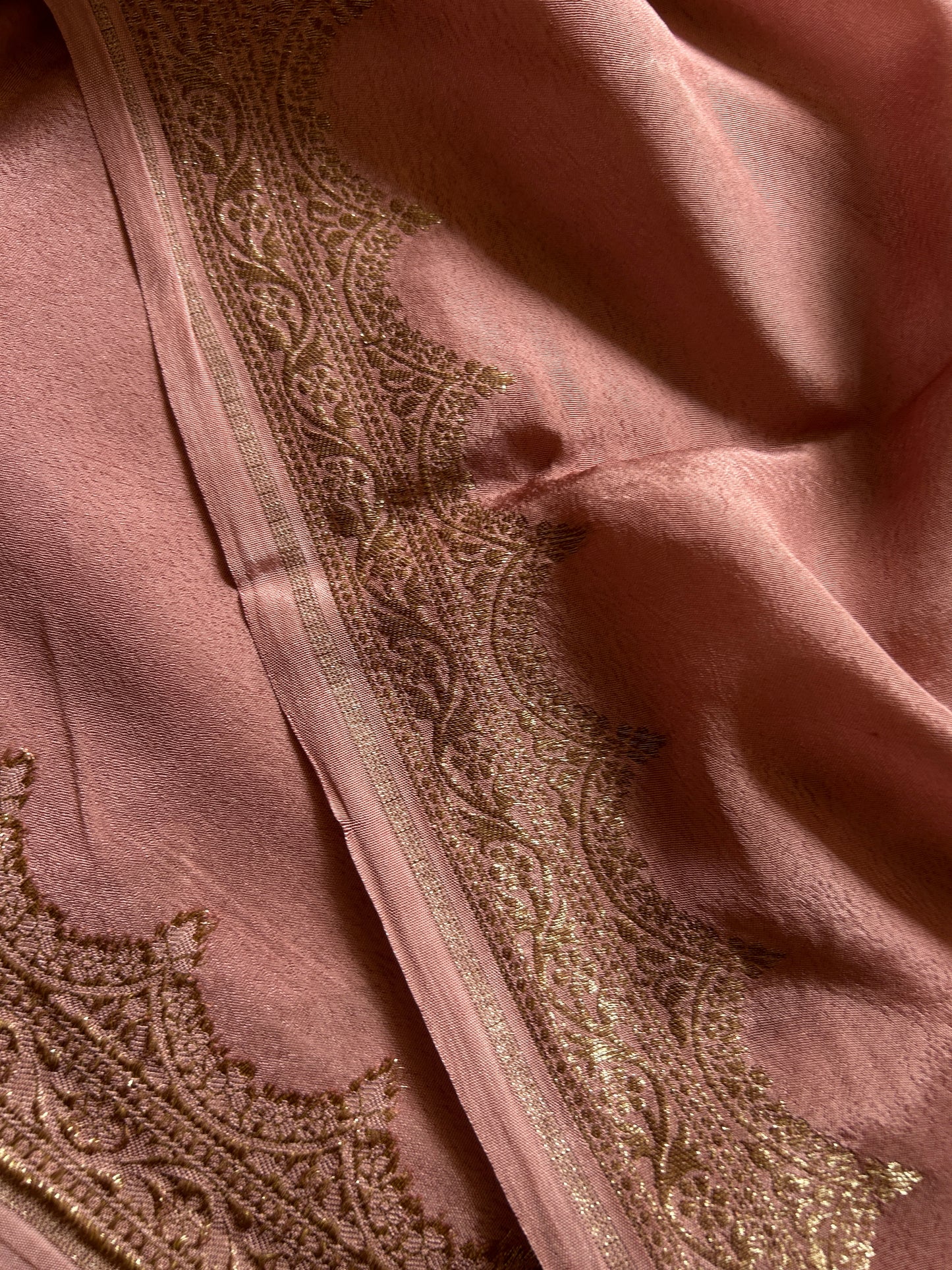 Soft Crepe Banarasi : Solid Dusty rose