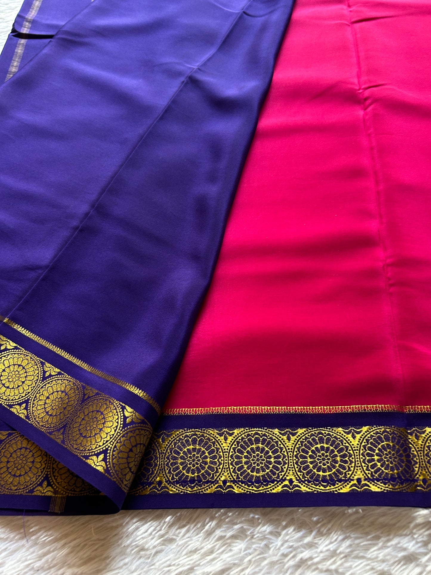 Chakra (2D) : Pink-navy blue