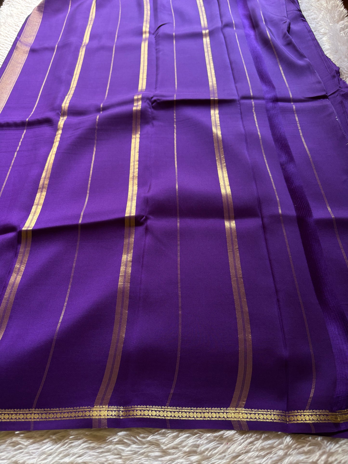 Sumukhi : Solid Violet
