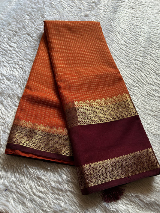 SS105 (2D) : Rust orange-chocolate brown